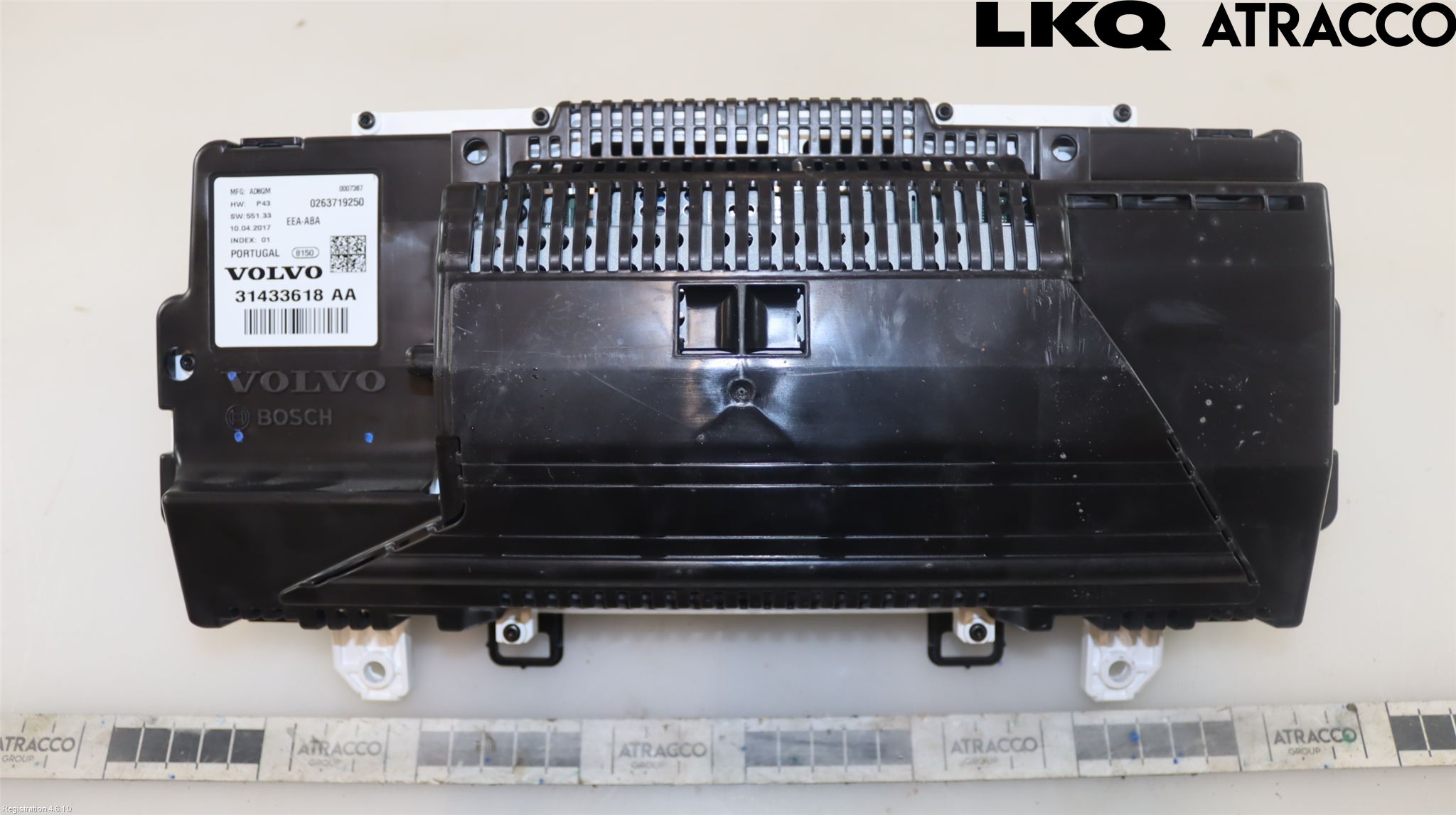 Volvo V90 17->> Instrument Komb