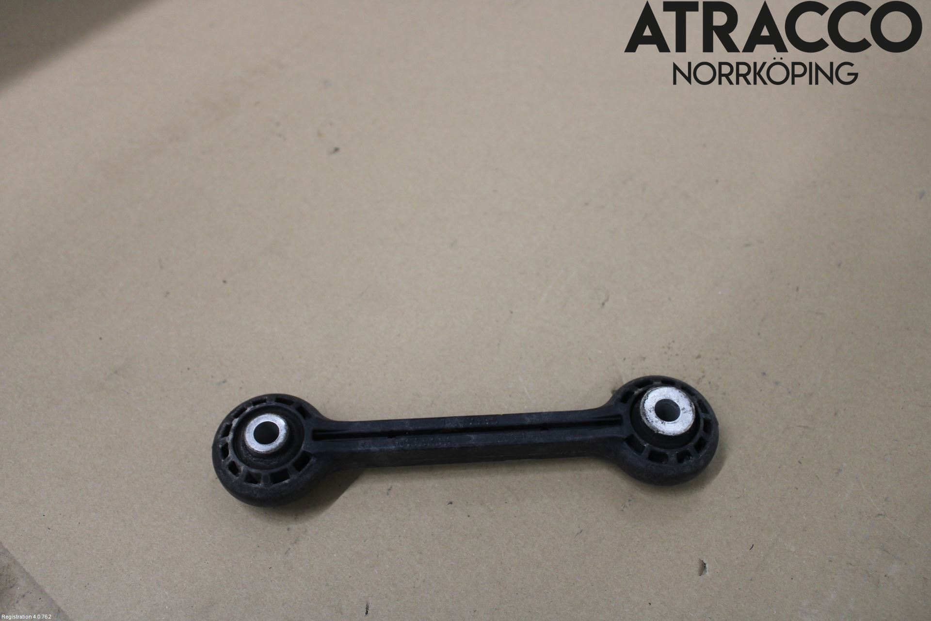 Audi A6 F2/C8 19- Krängningshämmarstag Fram