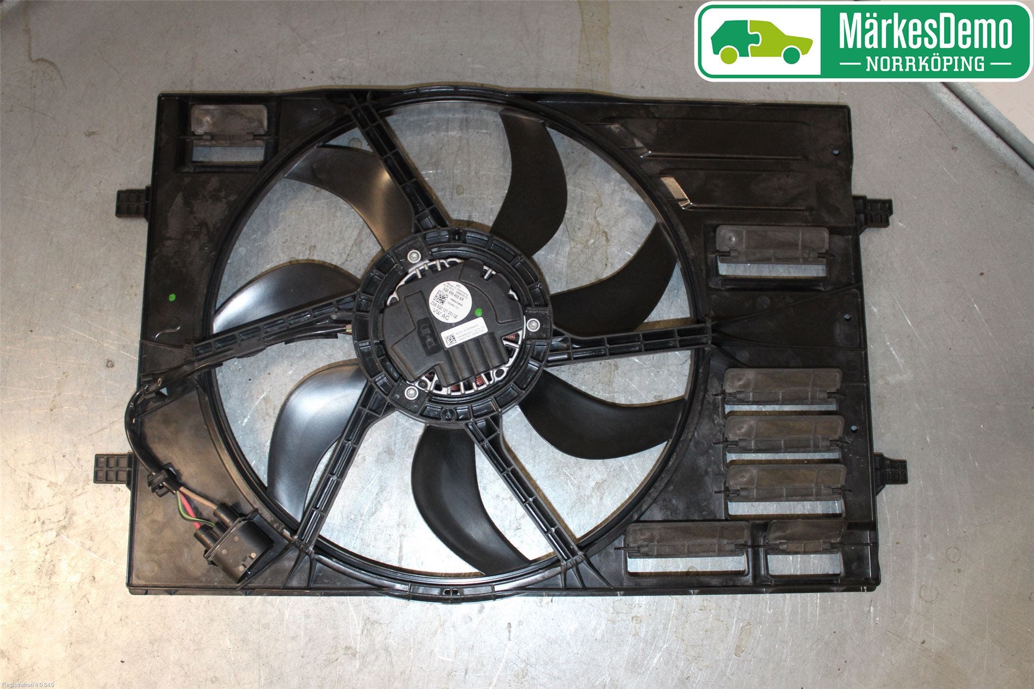 Volkswagen VW GOLF / E-GOLF VII 13-20 Kylfläkt El