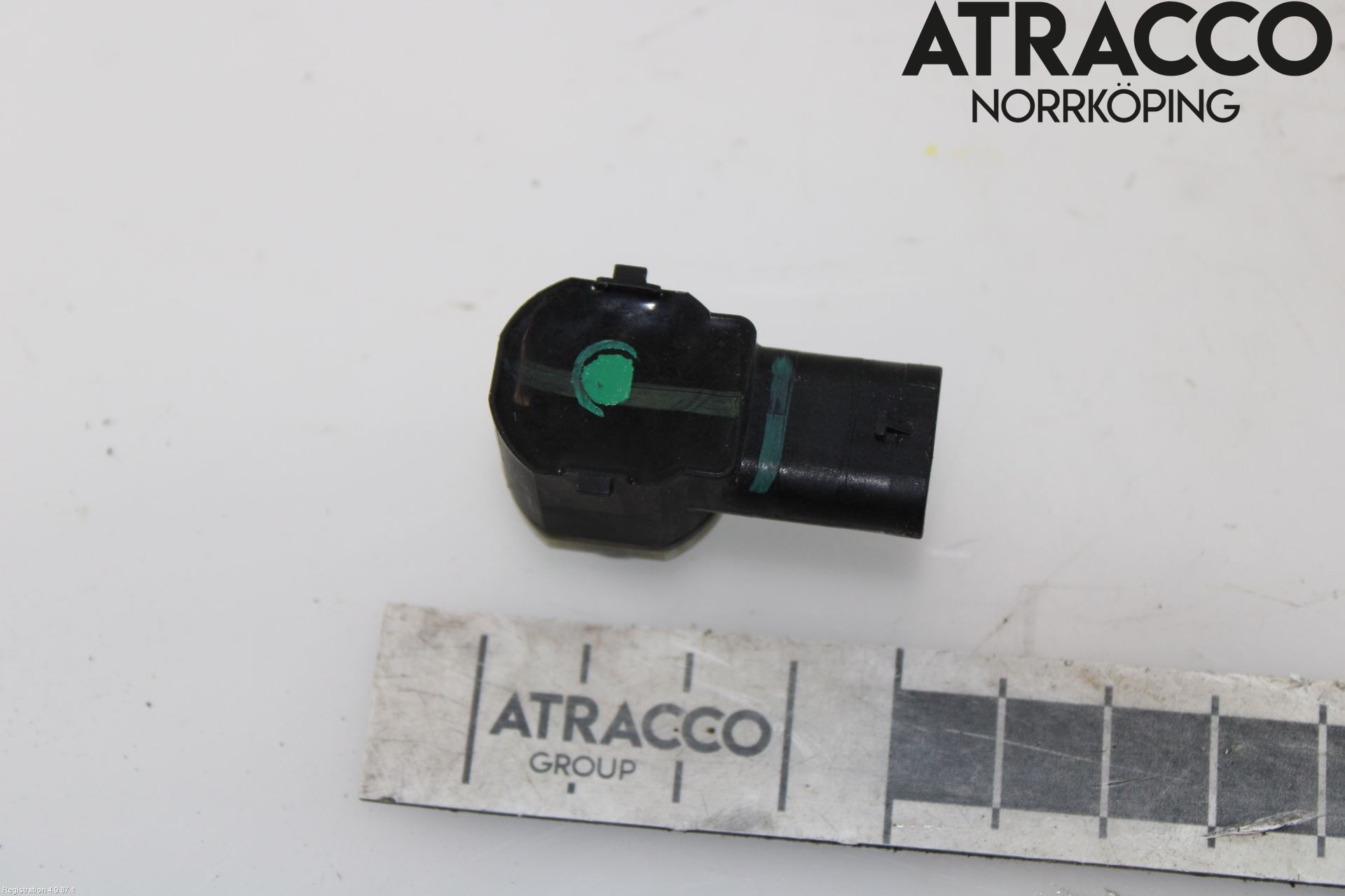 Jaguar XE (X760) 15-24 Parkeringshjälp Backsensor