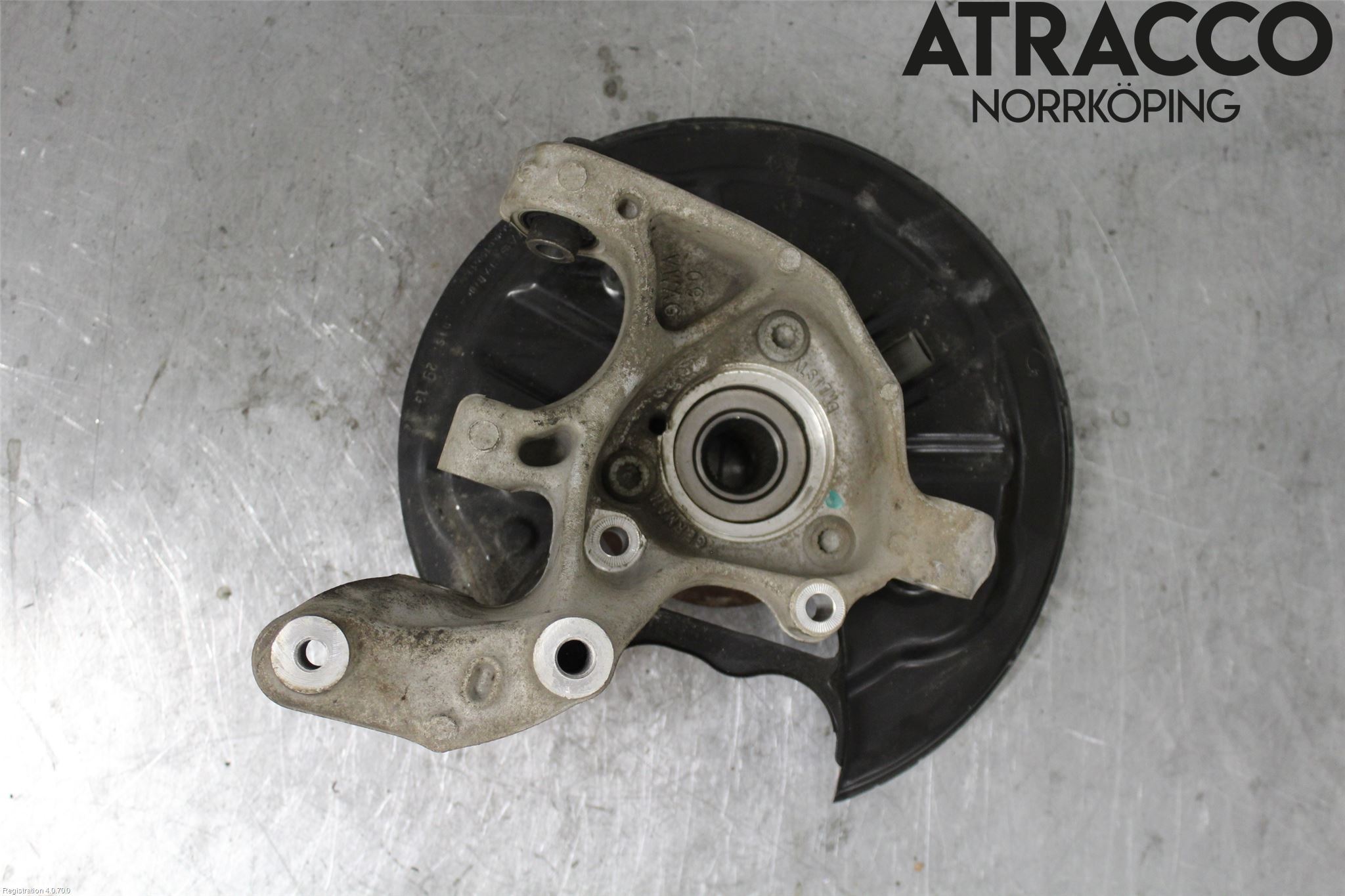 Skoda SUPERB 16-24 Hjullagerhus-Spindel Vä B