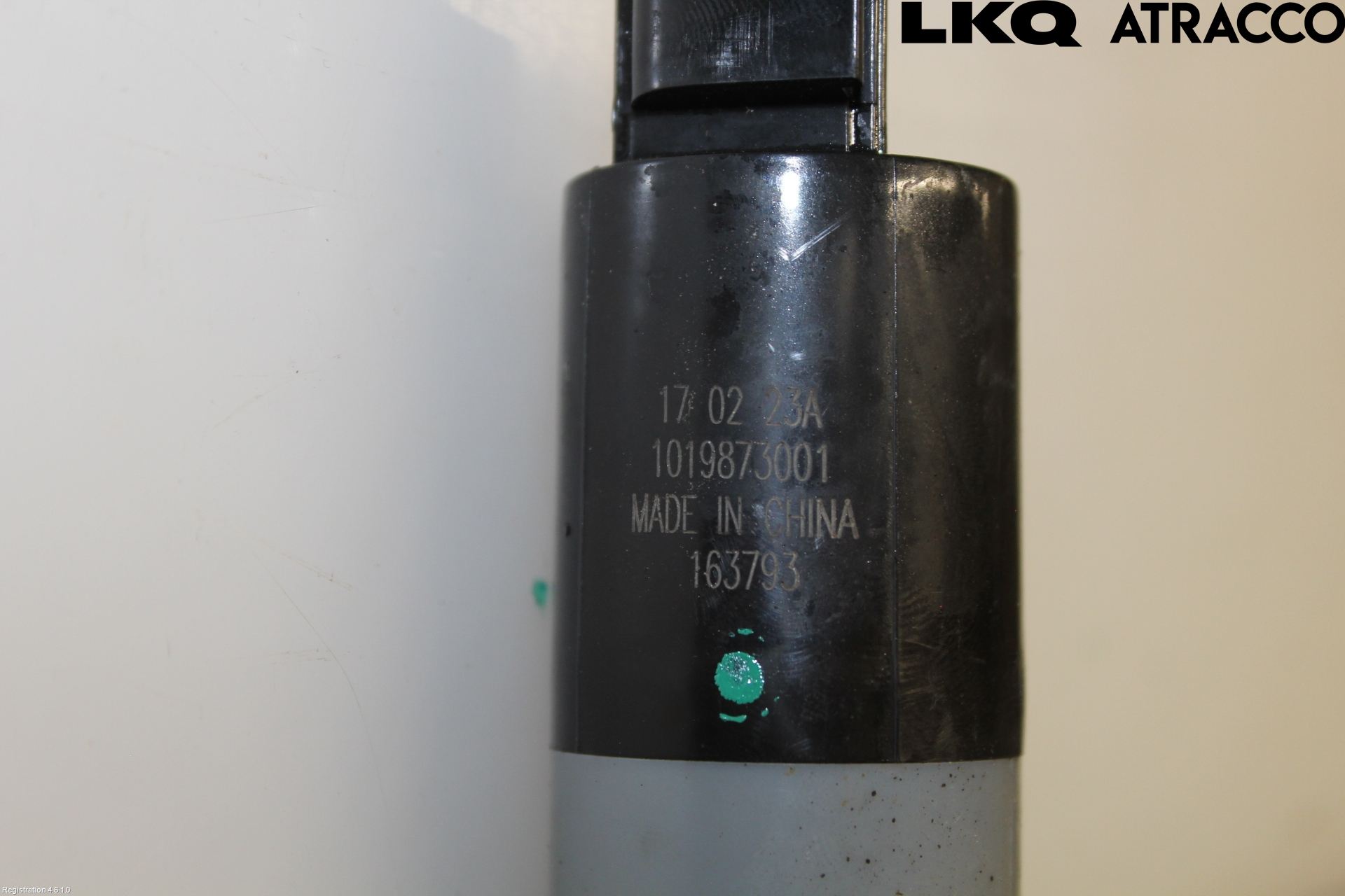 Volvo V90 17->> Spolarpump Högtryck