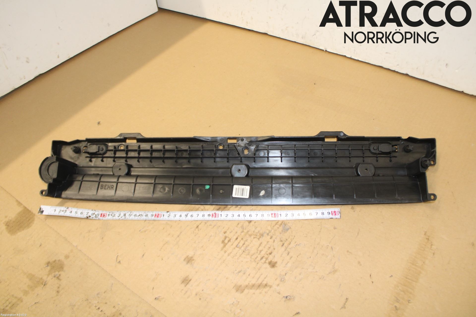 BMW 5 E60/61 Sed/Tou 02-10 Kylarfäste-Ram-Balk