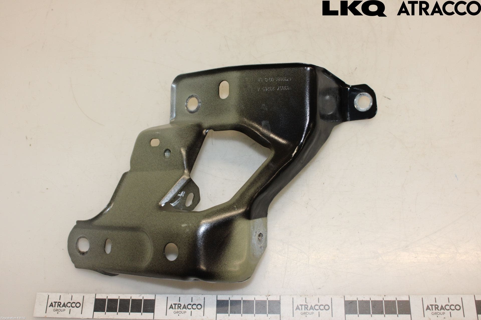 Alfa 4254 Skärmfäste Fram Vä