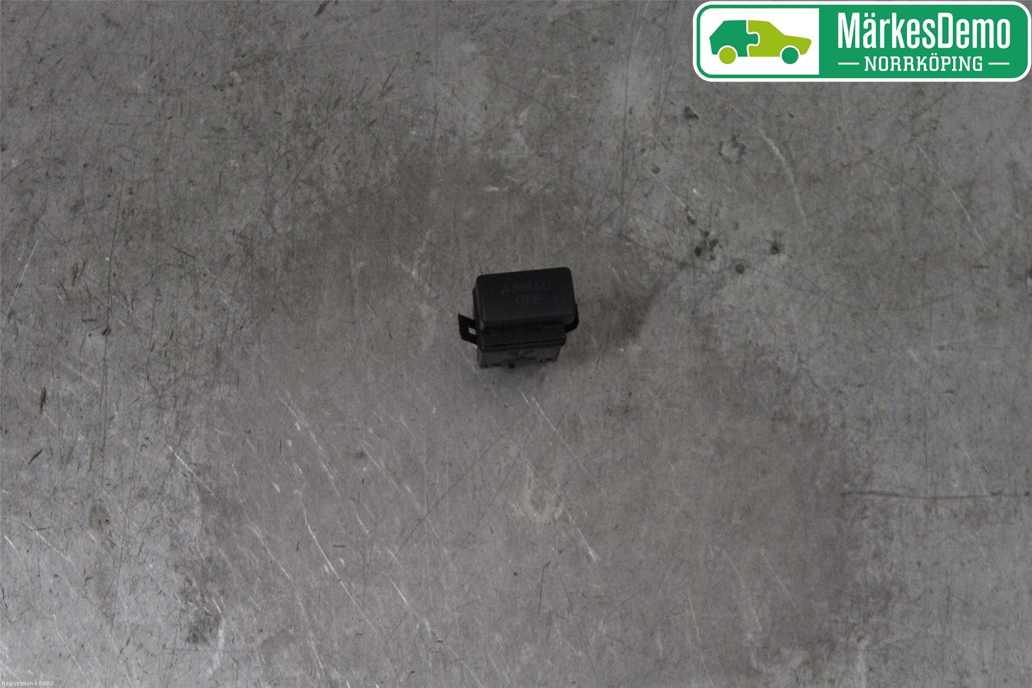 Seat IBIZA III 02-06 Strömställare Airbag Passagerare