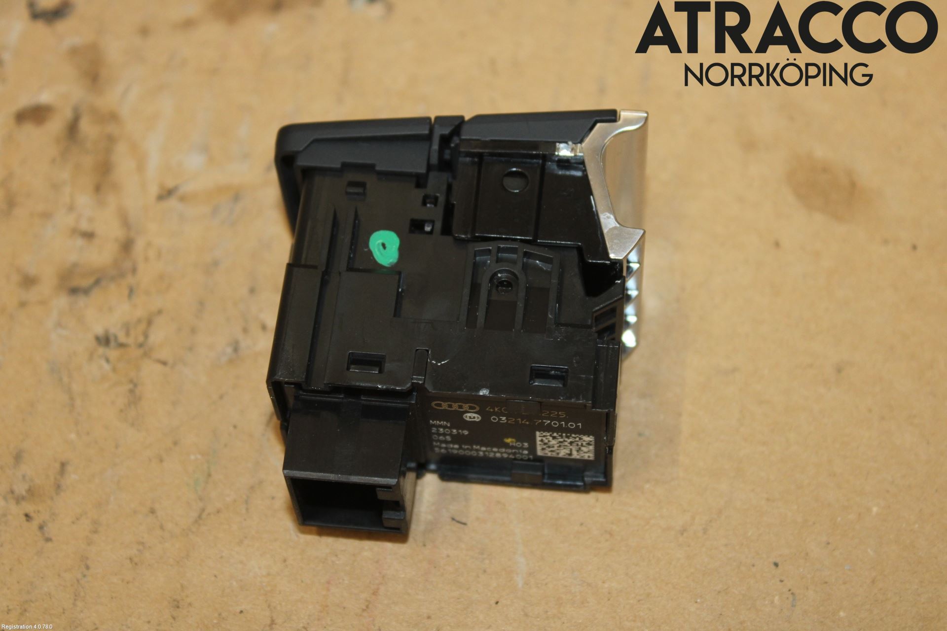 Audi A6 F2/C8 19- Strömställare Parkeringsbroms