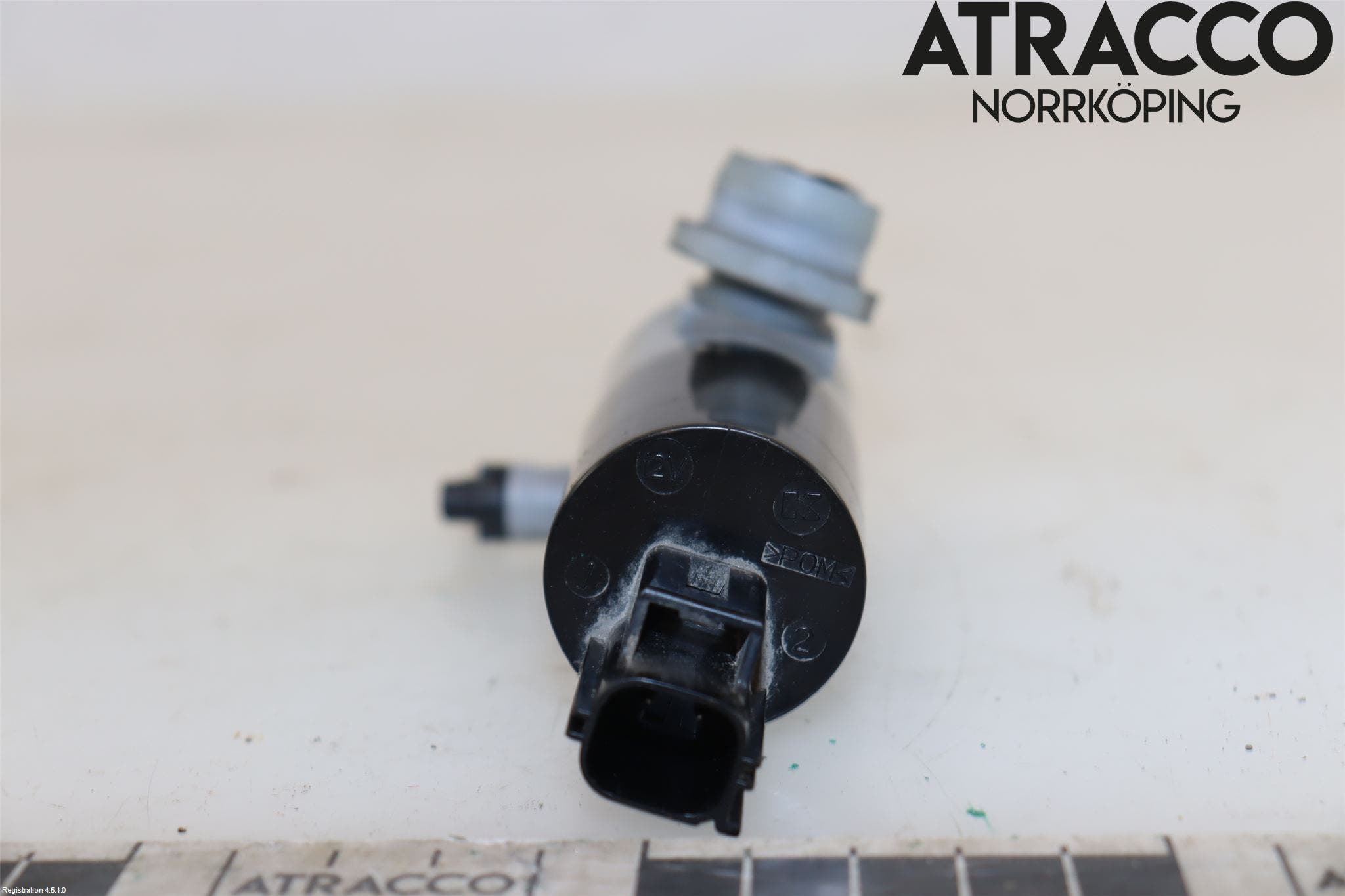 Volvo S90 17->> Spolarpump Vindruta