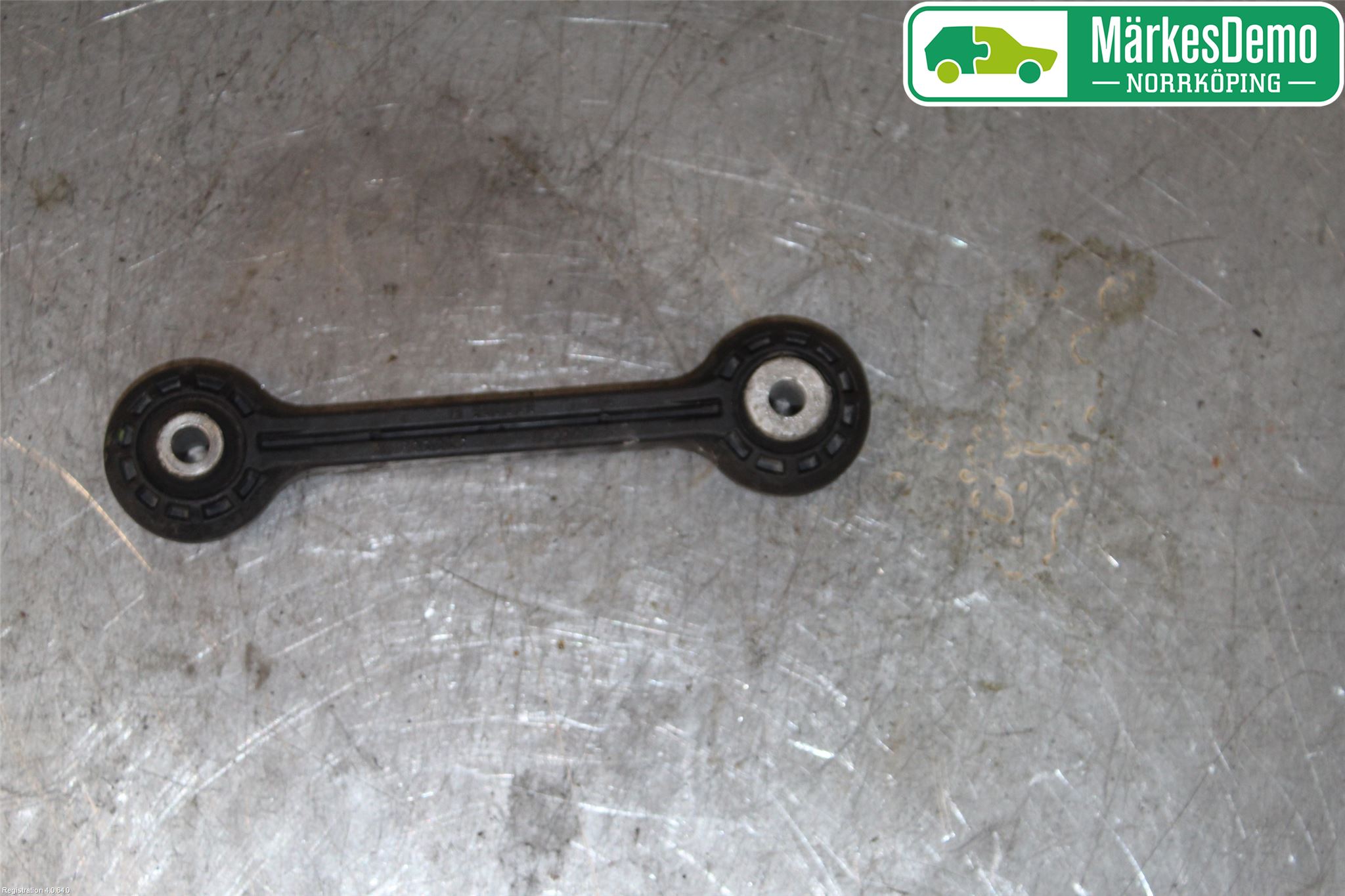 Audi A4/S4 B9 16-19 Krängningshämmarstag Fram