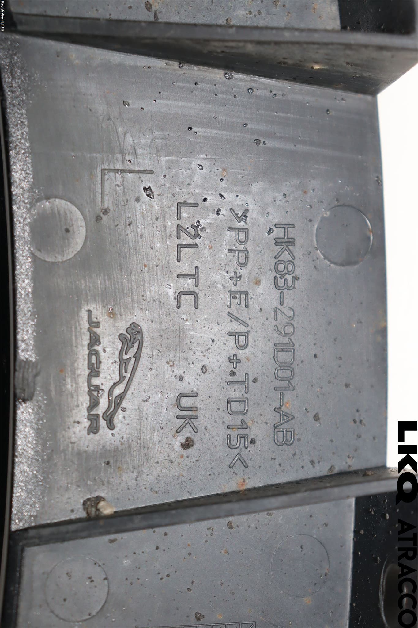 Jaguar F-PACE Stötfångardel Bak Vä