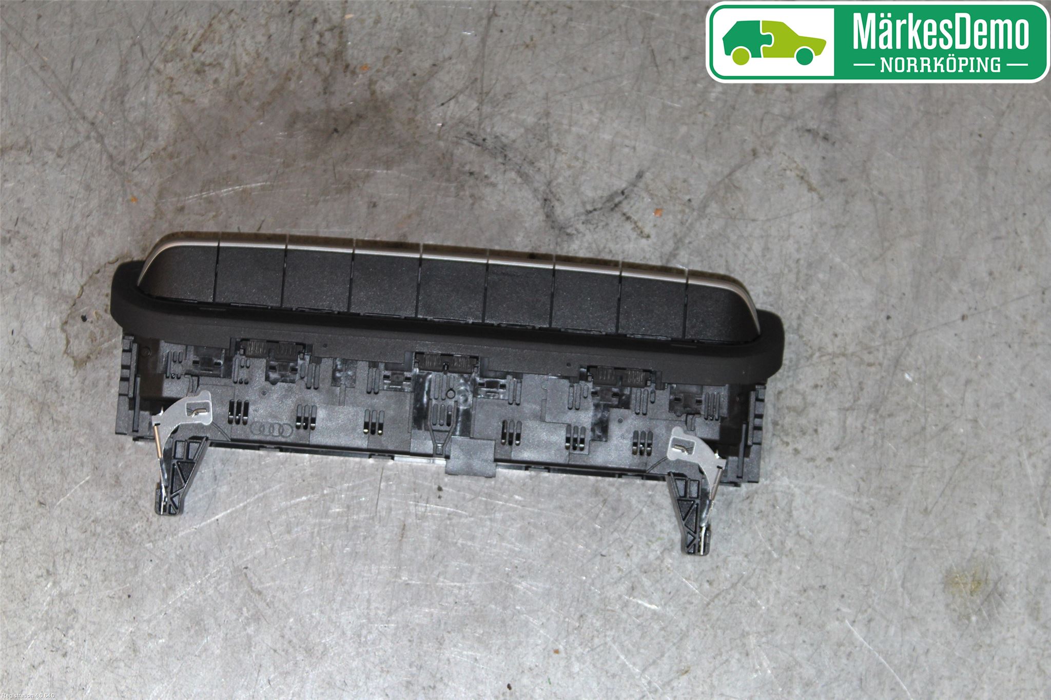 Audi A4/S4 B9 16-19 Strömställare Multifunktion