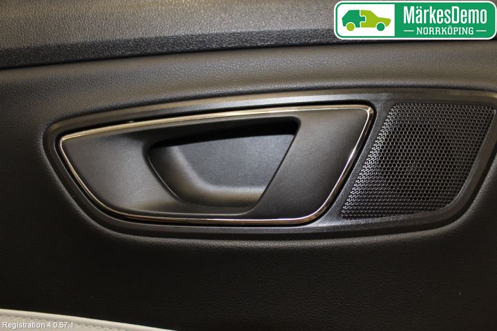 Seat LEON 13-20 Dörrklädsel Vä