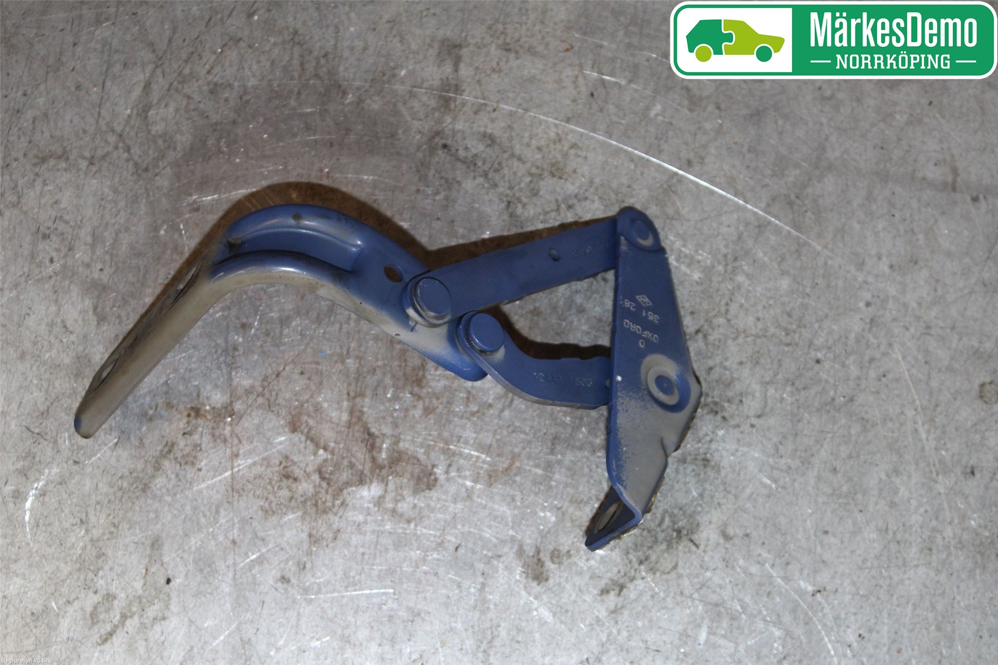 Renault MASTER   98-03 Huvgångjärn