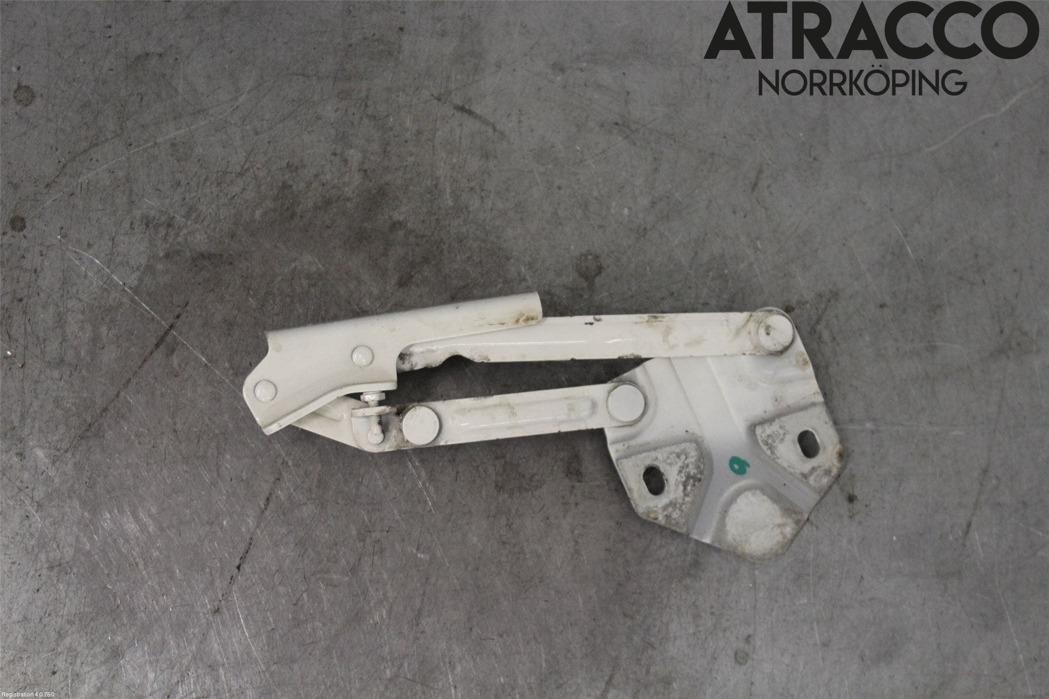 Volkswagen VW CADDY 04-10 Huvgångjärn