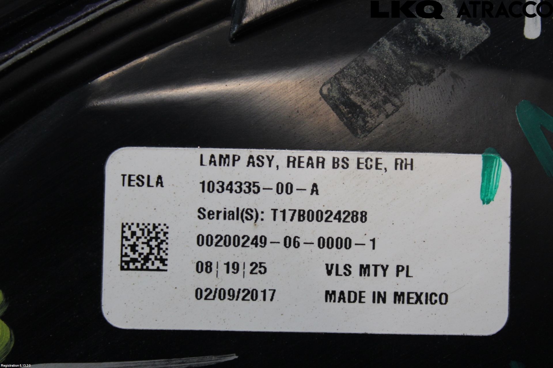 Tesla MODEL X 16- Bakljus Höger