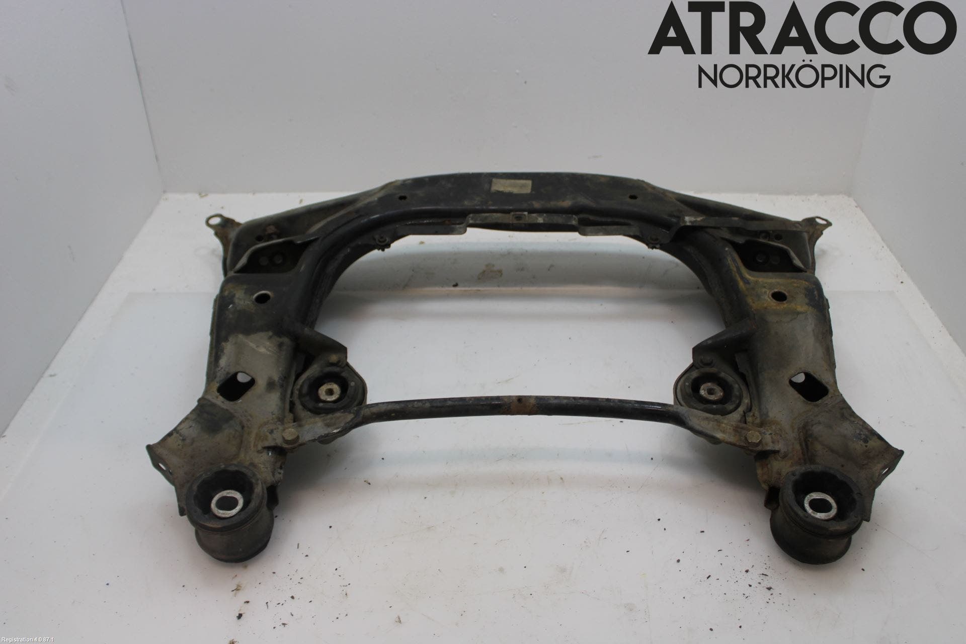 Audi A4/S4 99B-00 Framvagnsbalk