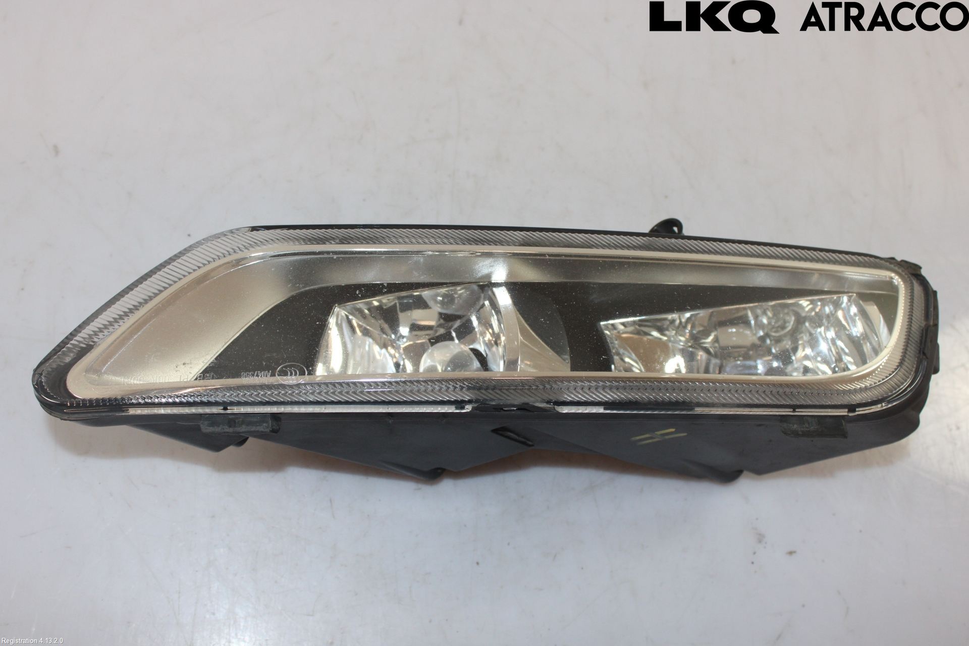 Volkswagen VW PASSAT 11-14 Dimljus-Varselljus Fram