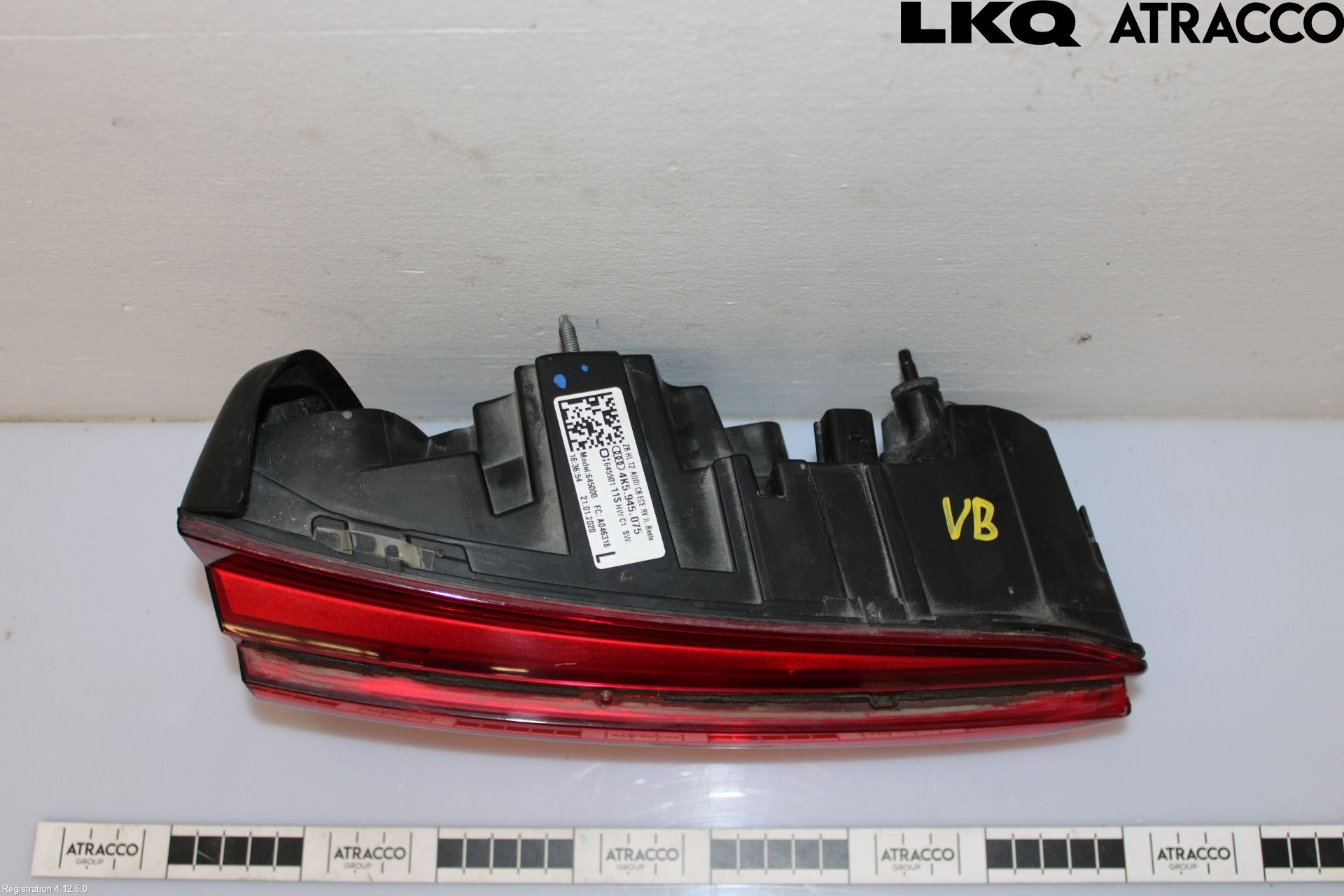 Audi A6 F2/C8 19- Bakljus Lucka Vä