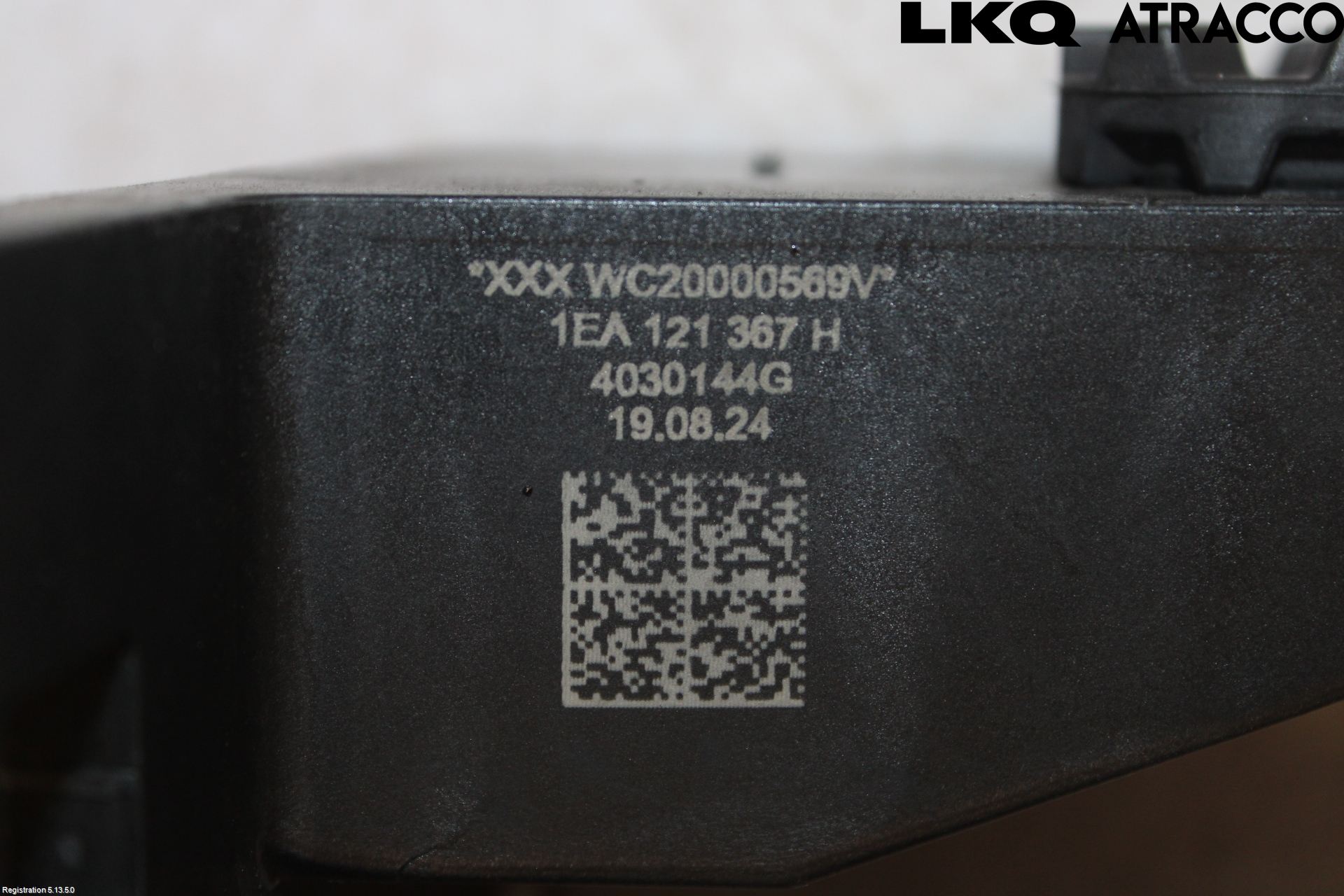 Volkswagen VW ID.7/TOURER 24- Kylarfäste-Ram-Balk