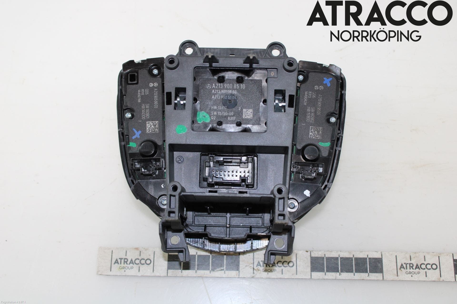 Mercedes-Benz MB E-KLASS (W213) 16-23 Strömställare Färddator