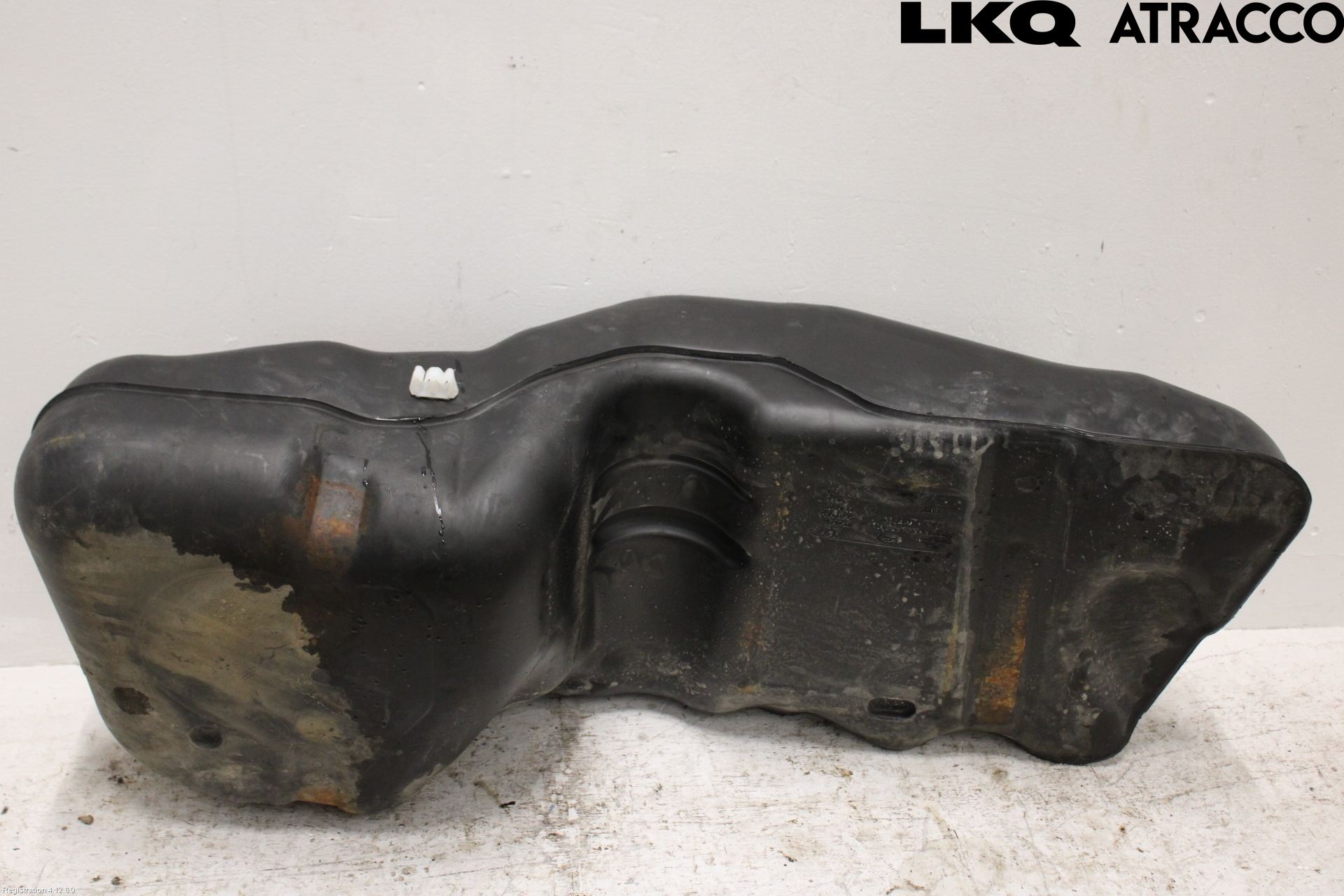 Jaguar E-PACE 17- Bränsletank Diesel