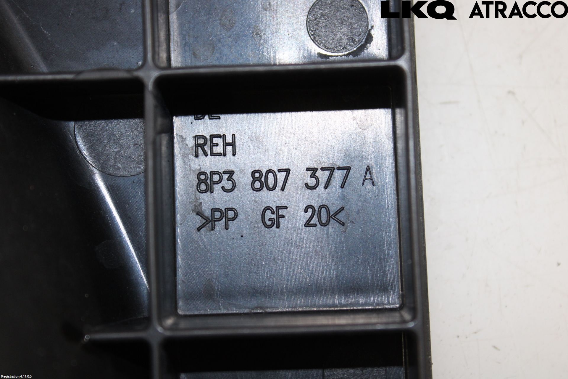 Audi A3/S3     96-03 Stötfångarfäste Bak Vä