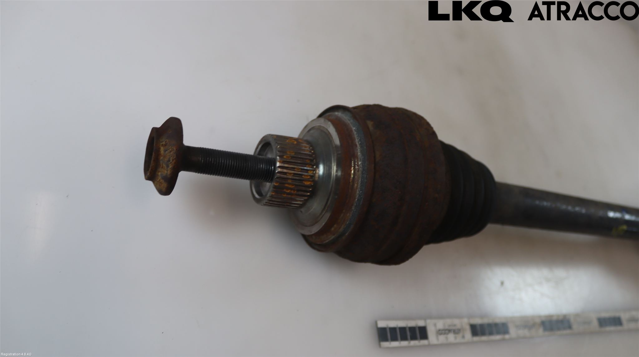 Audi Q7/SQ7 Drivaxel Bak Vänster