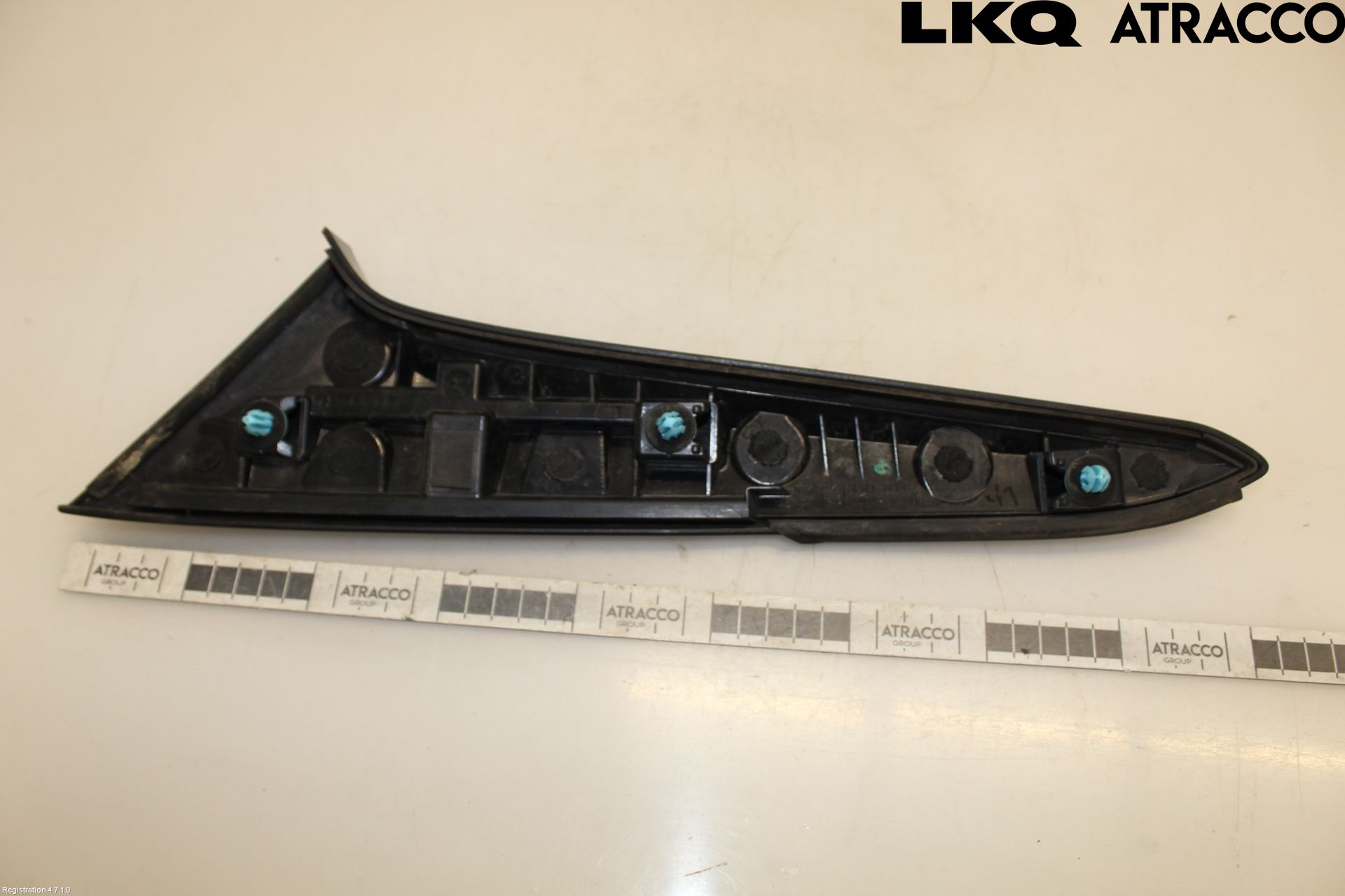 Mazda CX-30 20- Spoiler Baklucka