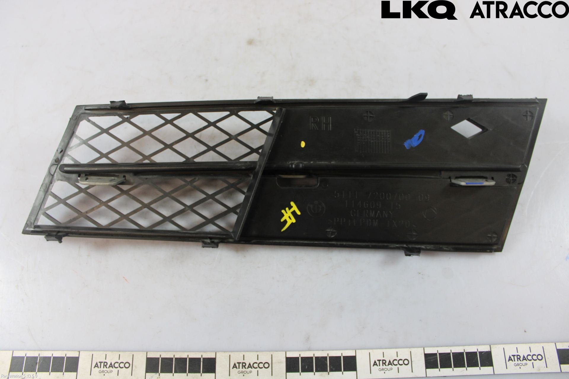 BMW 5 F10/F11/F18 09-17 Grilldel Höger