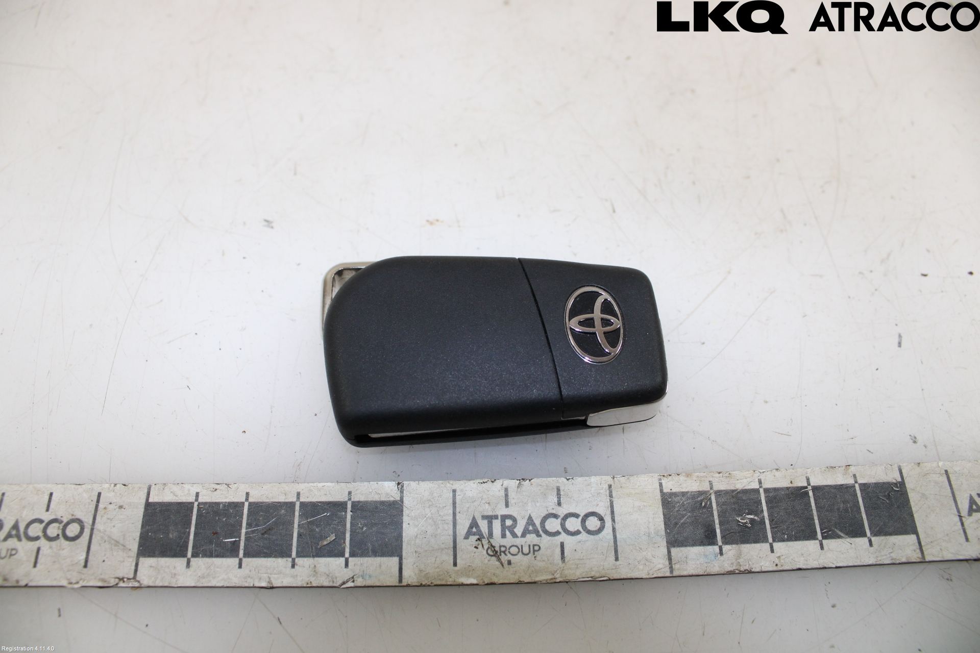 Toyota AVENSIS 09-15 Nyckel-Nycklar
