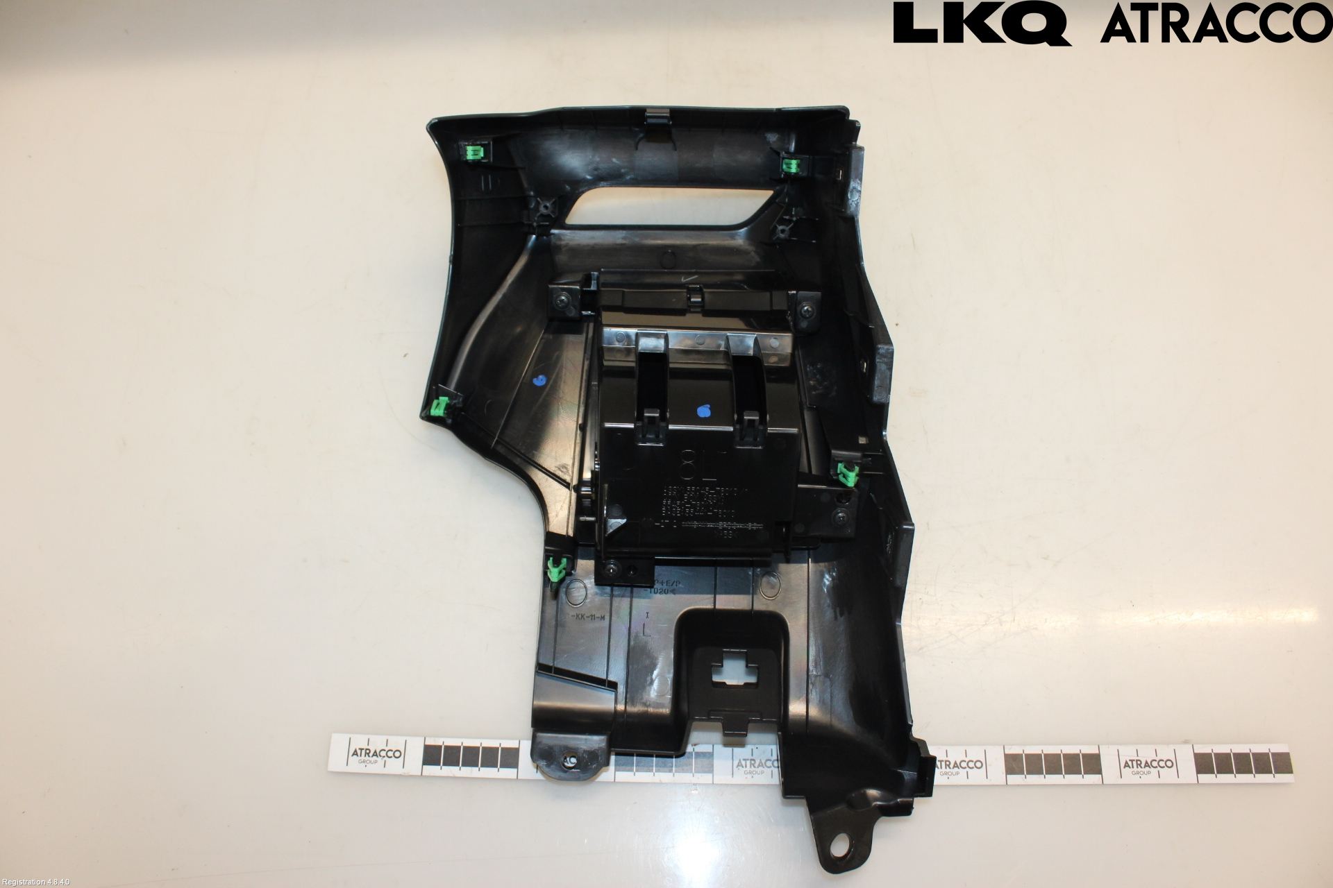 Lexus NX 340h/450h+ 21- Instrumentbräda Förvaringsfack