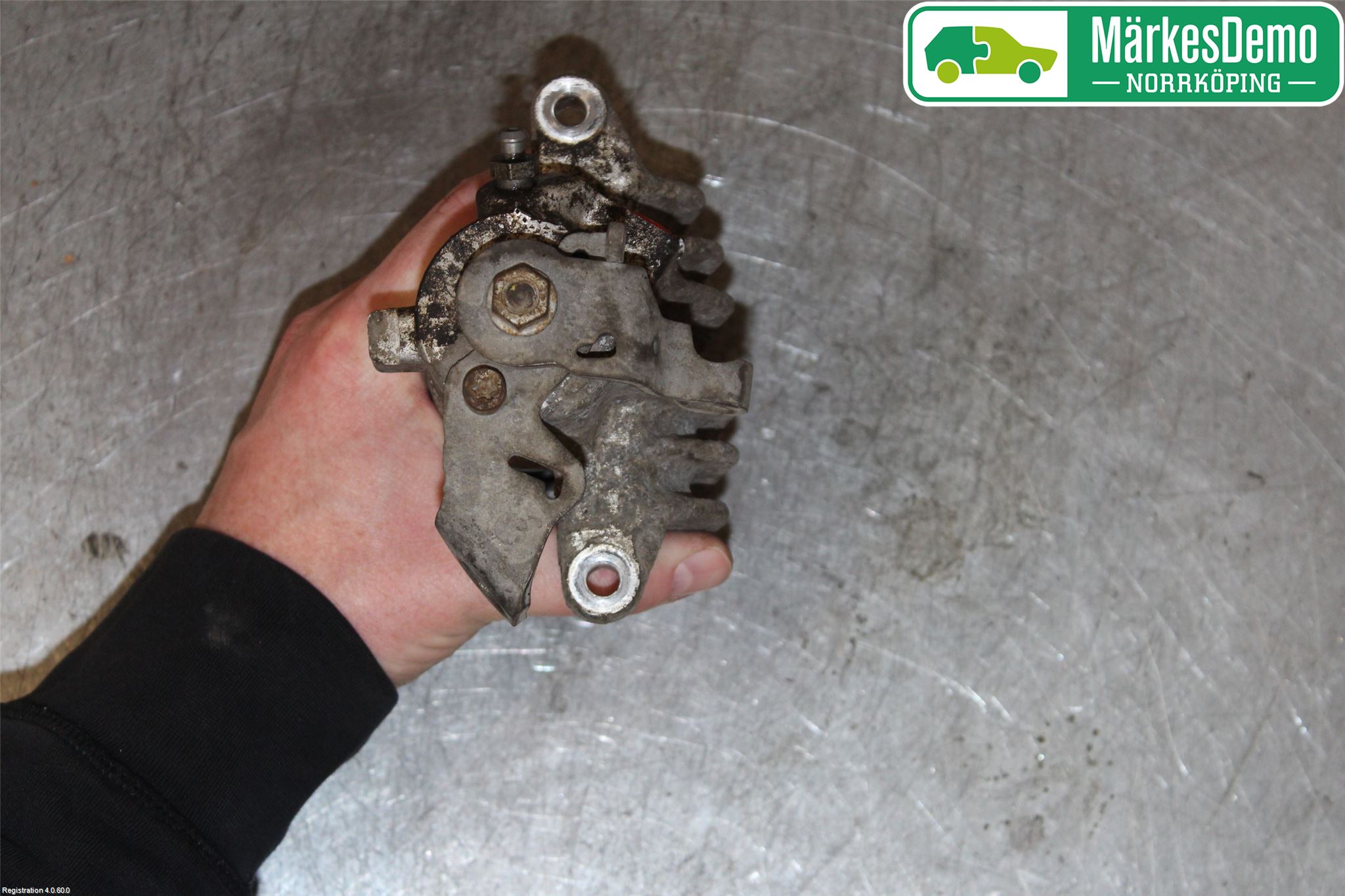 Skoda FABIA 15-21 Bromsok Bak Höger