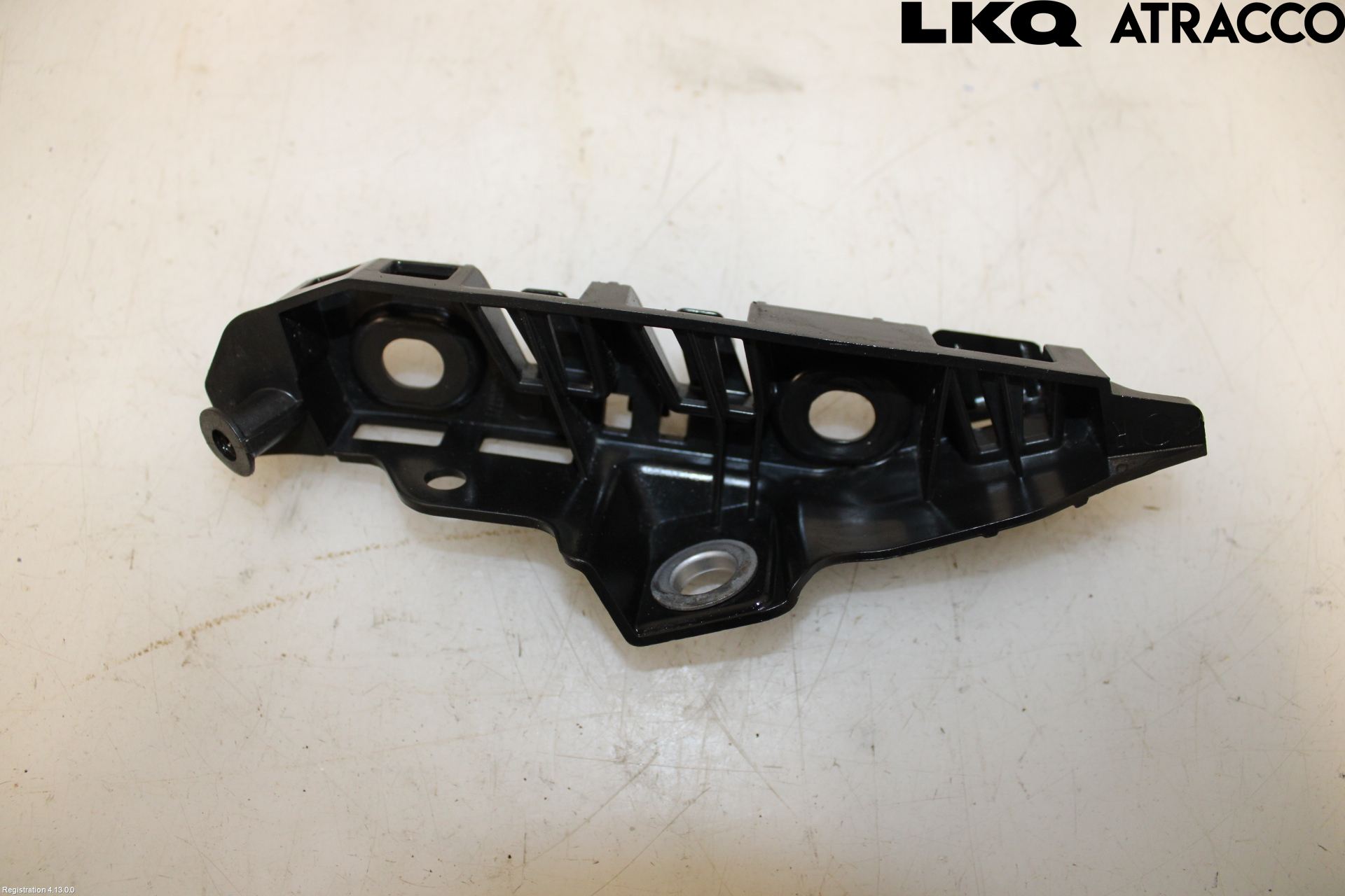 Volkswagen VW PASSAT 15-19 Stötfångarfäste Fram Hö