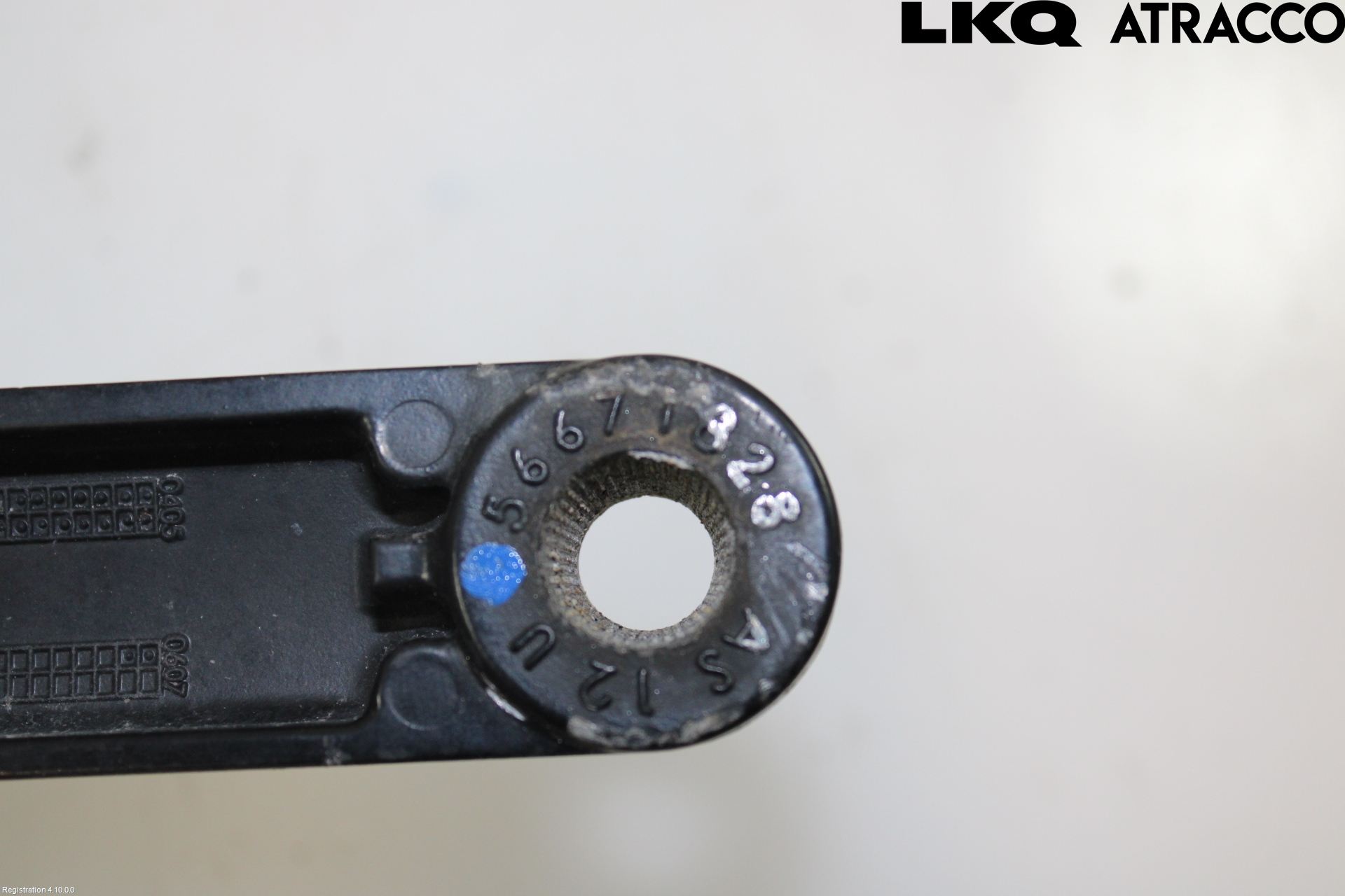 Saab 9-5     06-10 Torkararm Armar Vindruta