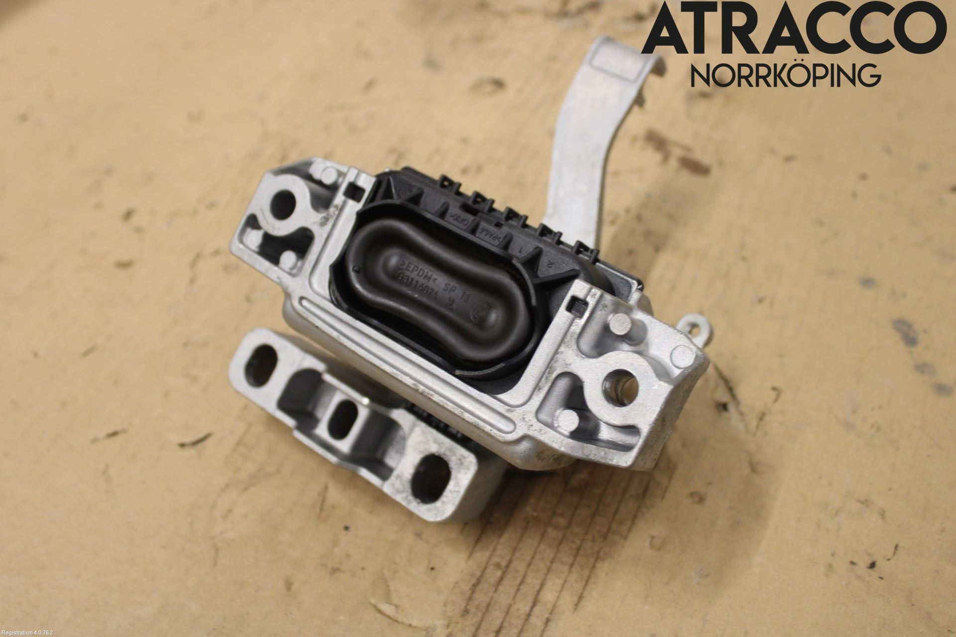 Volkswagen VW T-ROC 18- Motorfäste