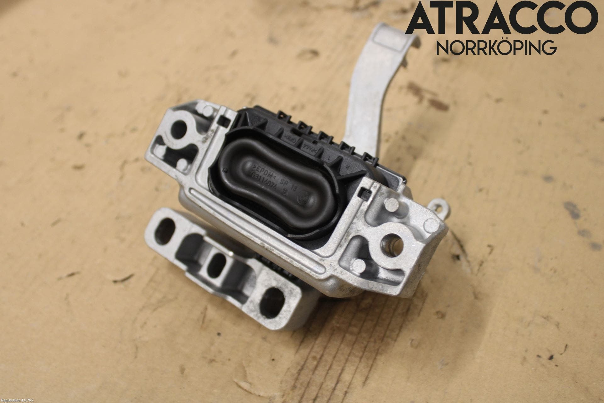 Volkswagen VW T-ROC 18- Motorfäste