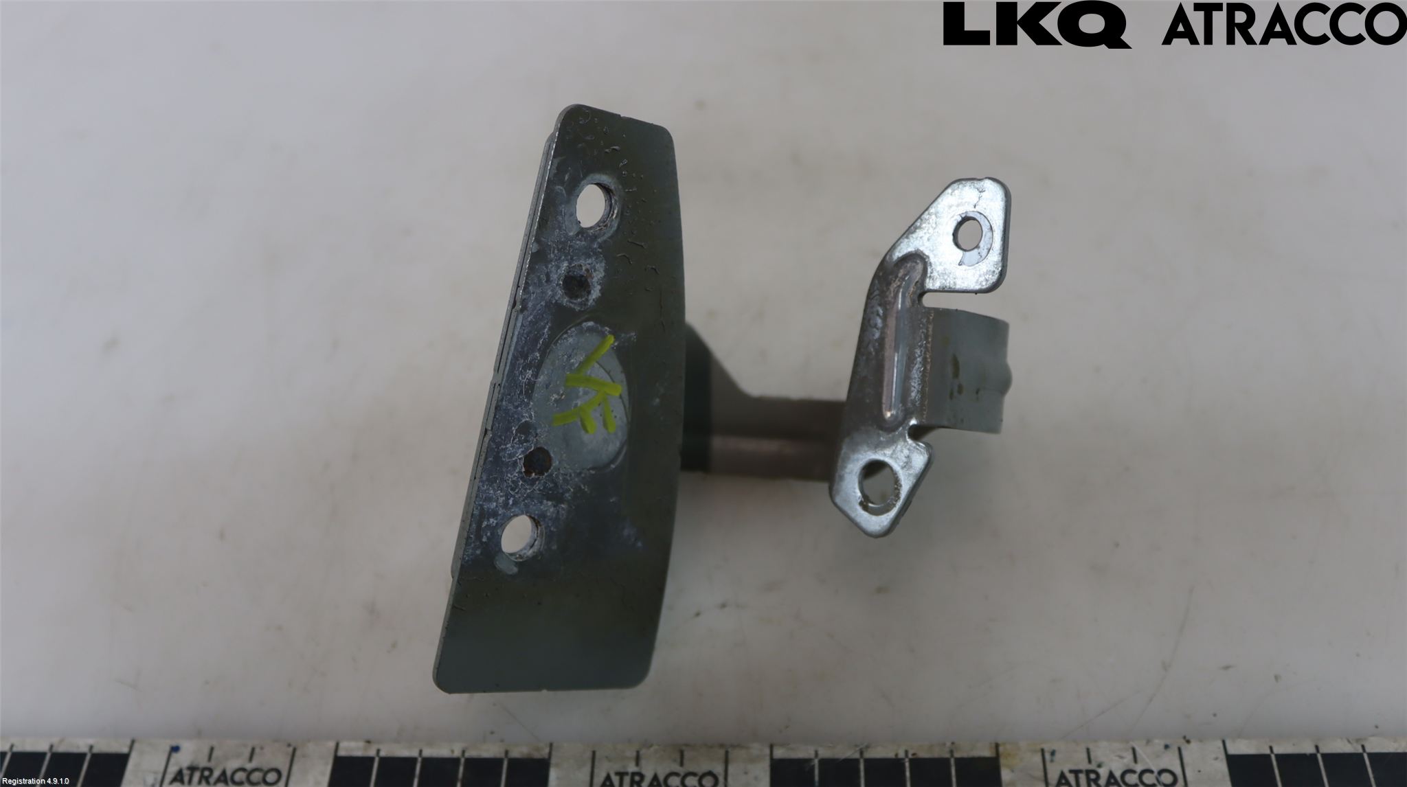 Ford MONDEO 15-22 Skärmfäste Fram Vä