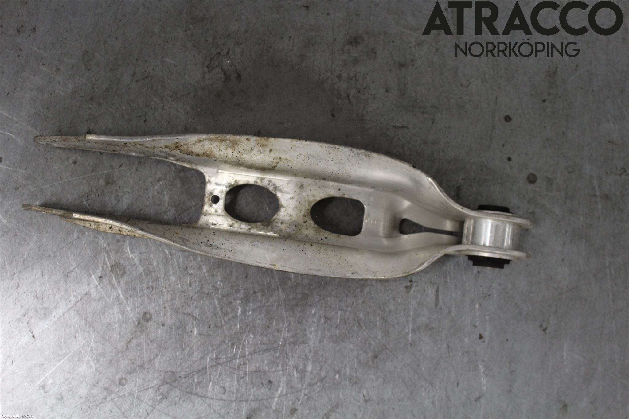 Audi A4/S4 B9 16-19 Bärarm Bak Höger