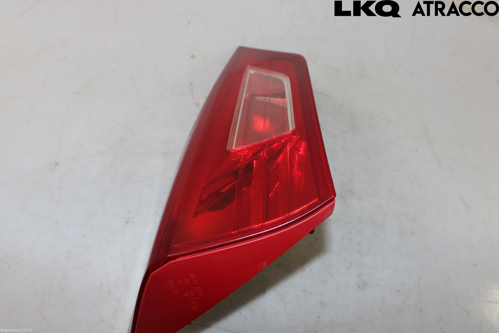 Toyota AURIS 13-19 Bakljus Lucka Vä