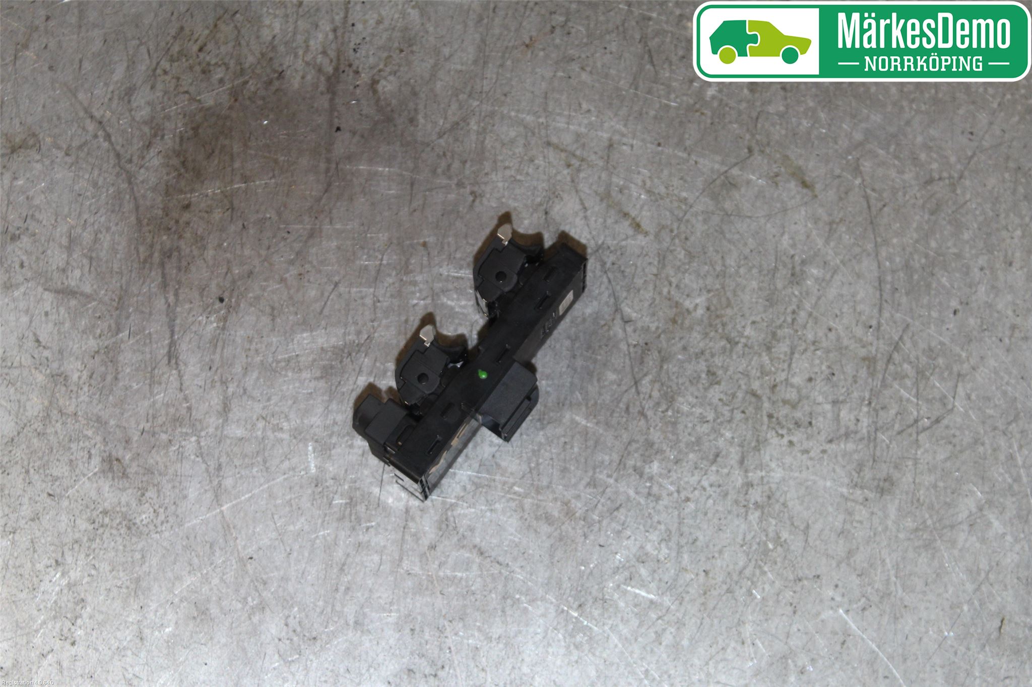 Audi A4/S4 B9 16-19 Strömställare Elhiss