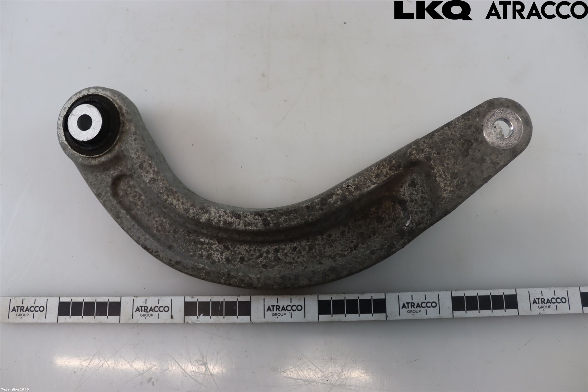 Volkswagen VW ID.4 21- Bärarm Bak Övre Höger