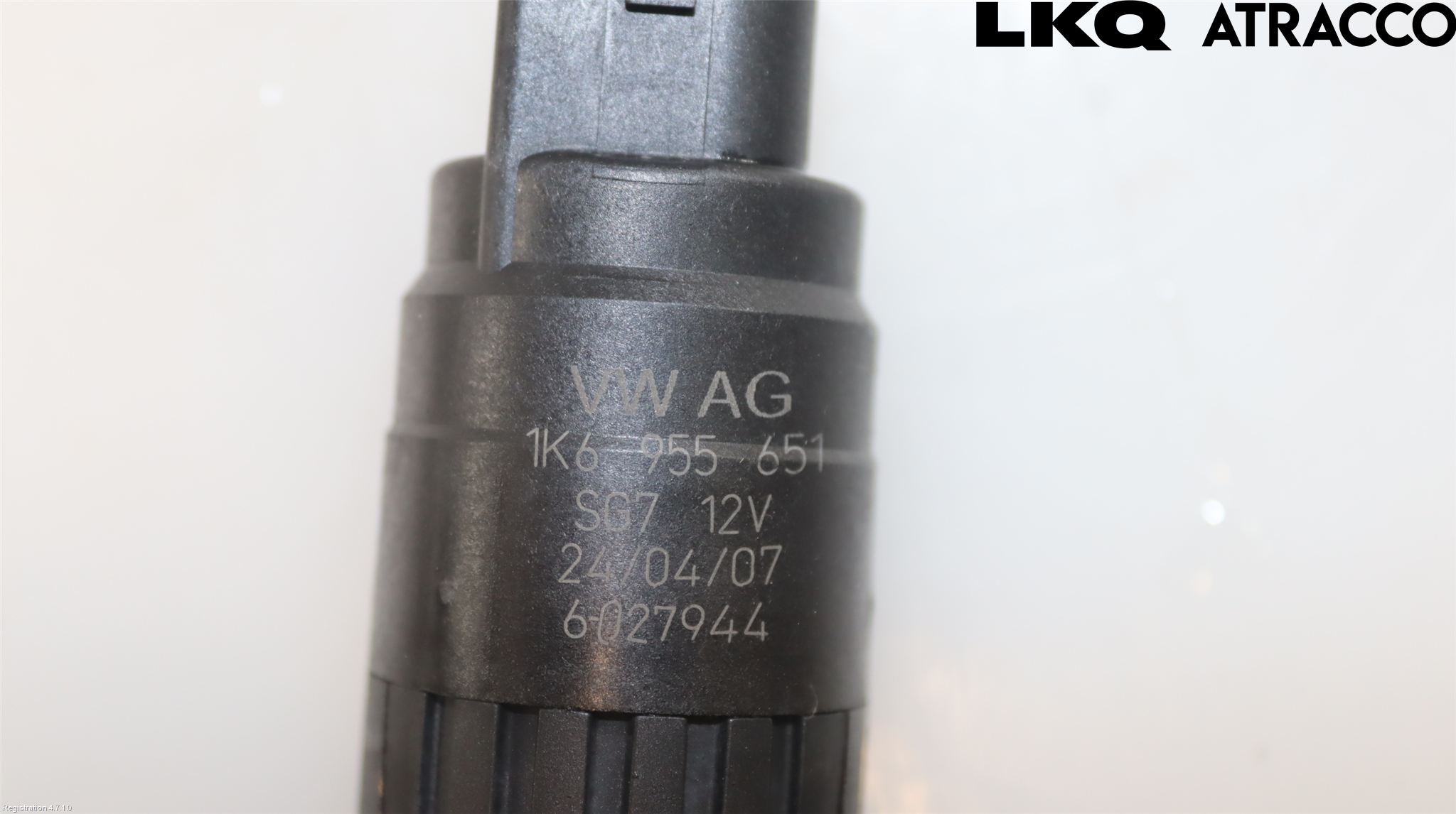 Volkswagen VW GOLF V 04-09 Spolarpump Vindruta
