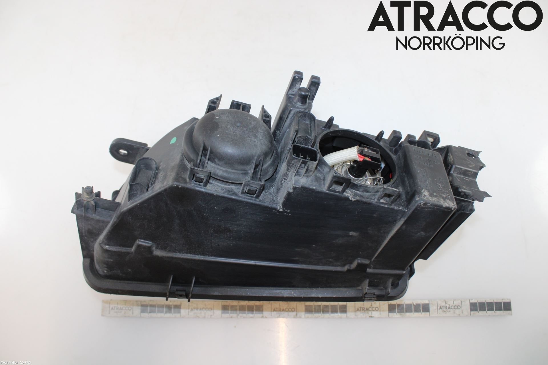 Mazda 626 98-02 Strålkastare Höger