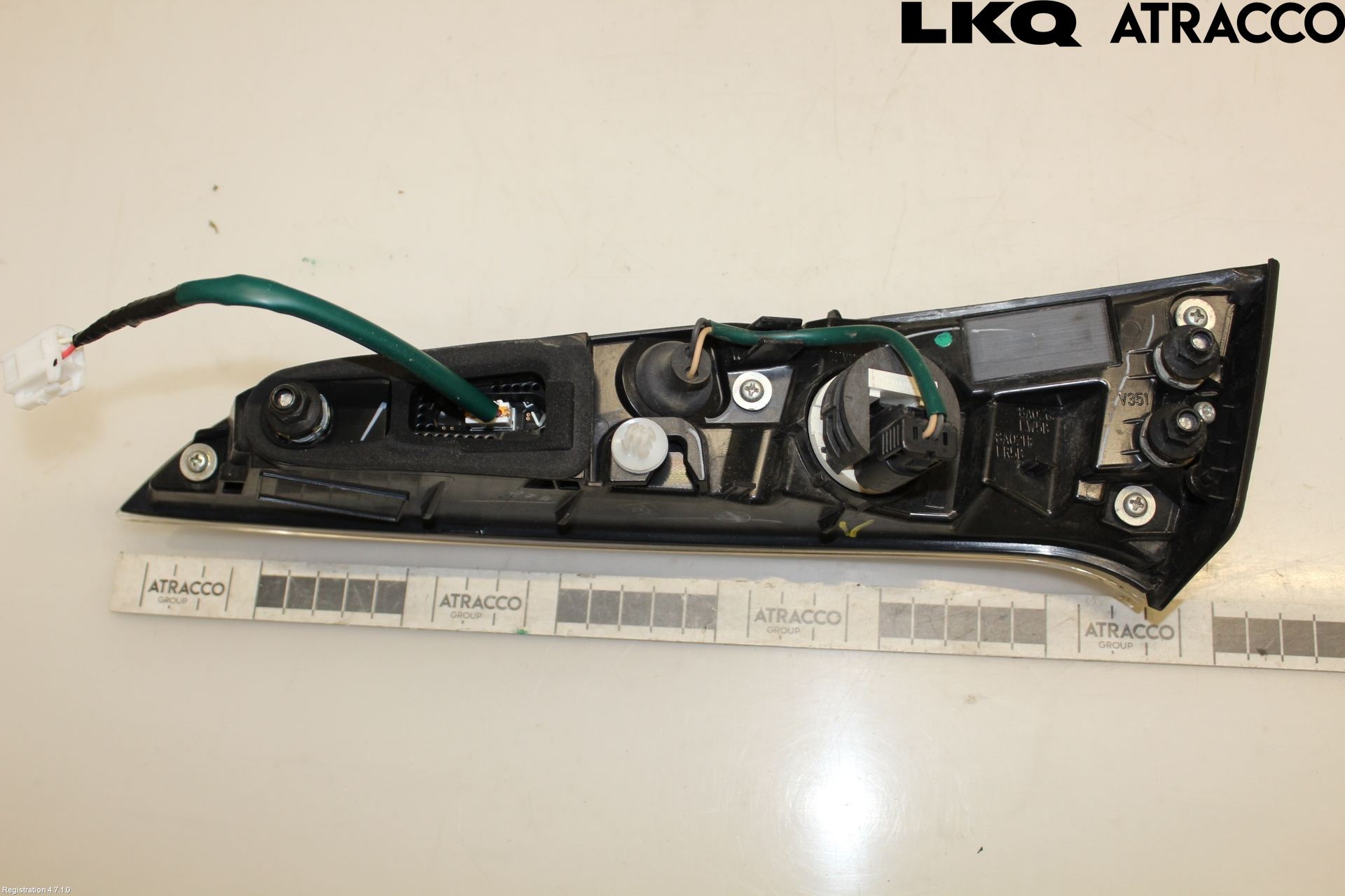 Toyota COROLLA 19- Bakljus Lucka Vä