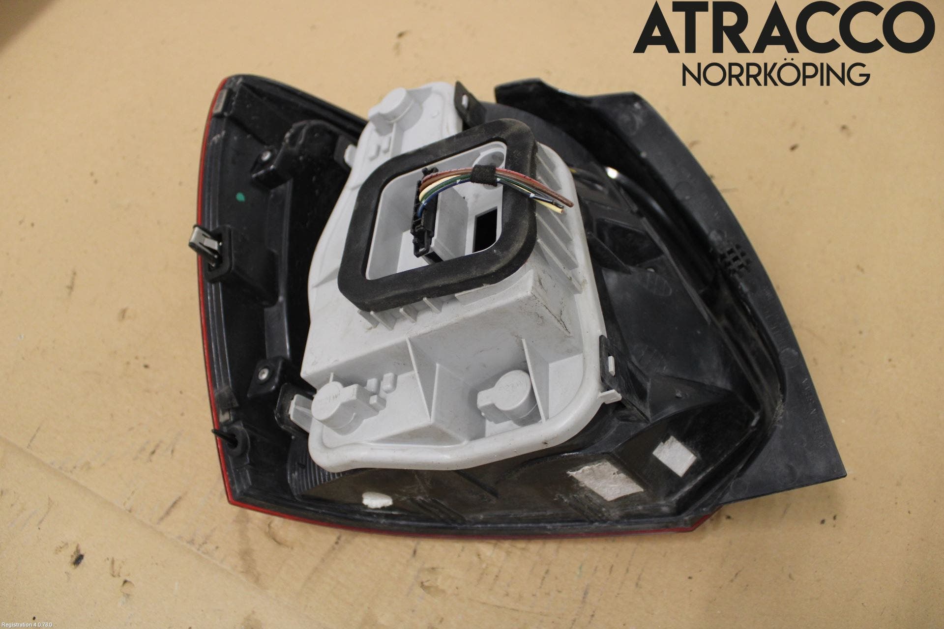 Volkswagen VW POLO 10-17 Bakljus Höger