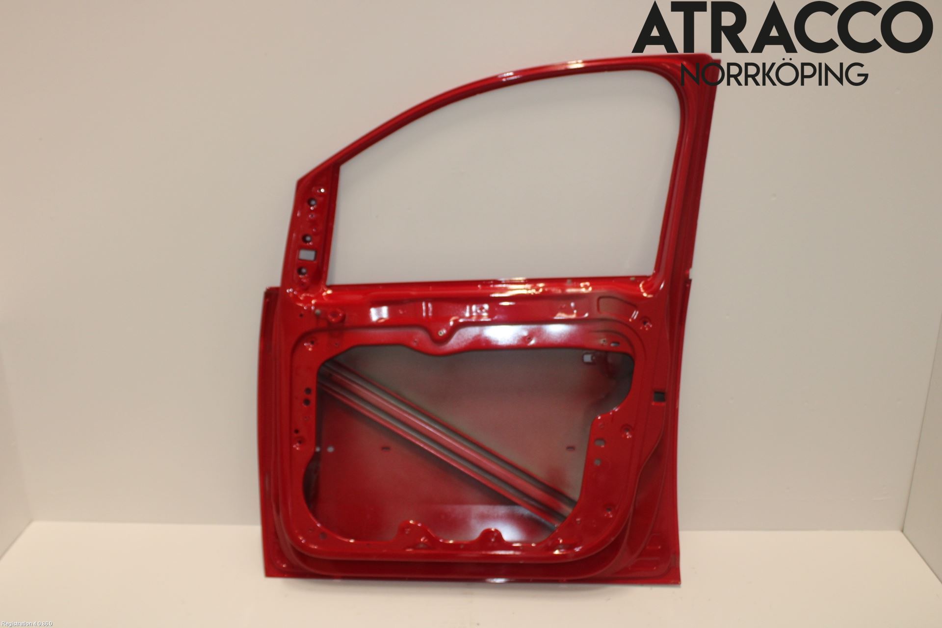 Volkswagen VW CADDY 11-15 Dörr Fram Höger