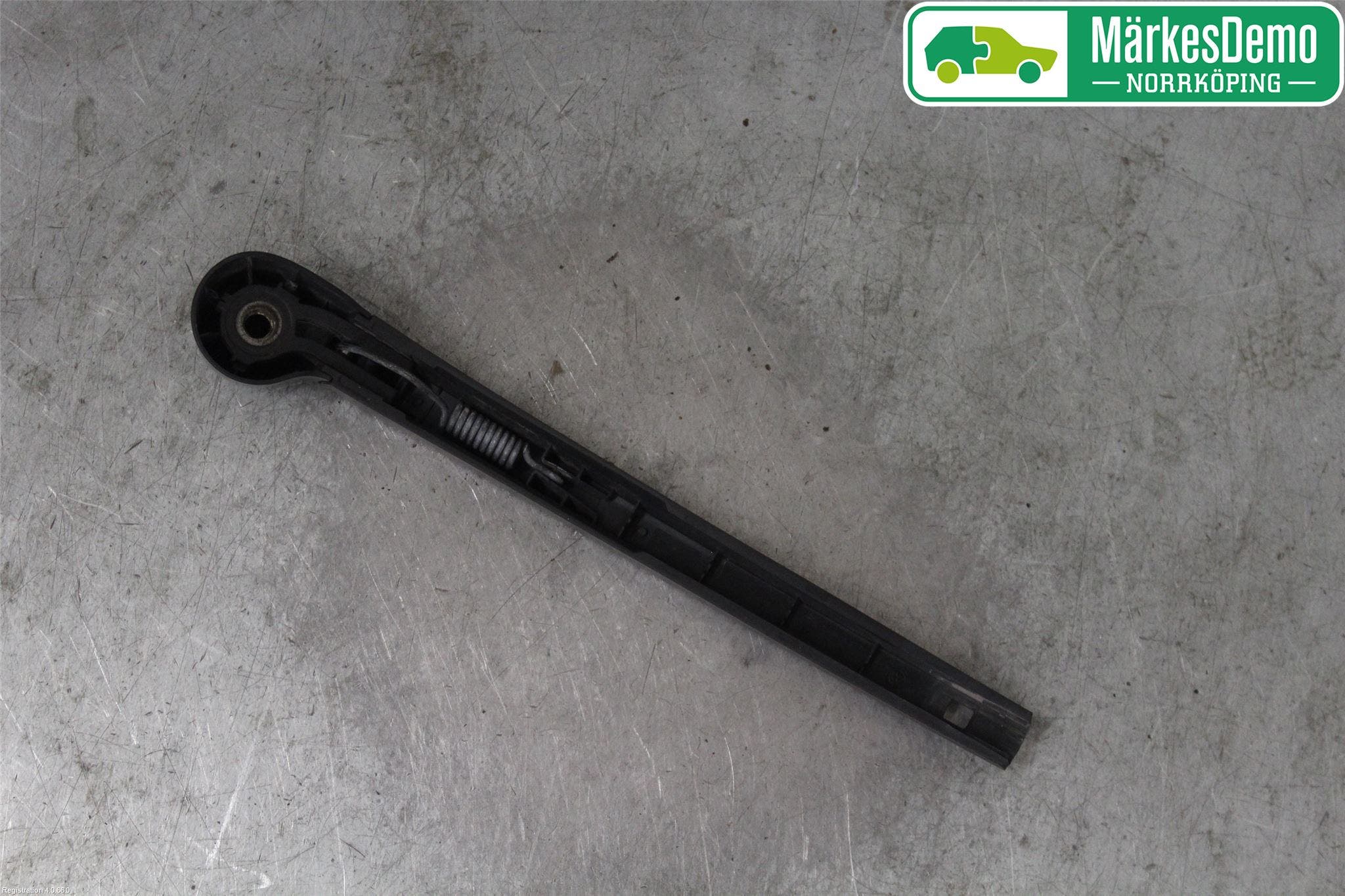 Volkswagen VW TIGUAN 16-24 Torkararm-Bakruta