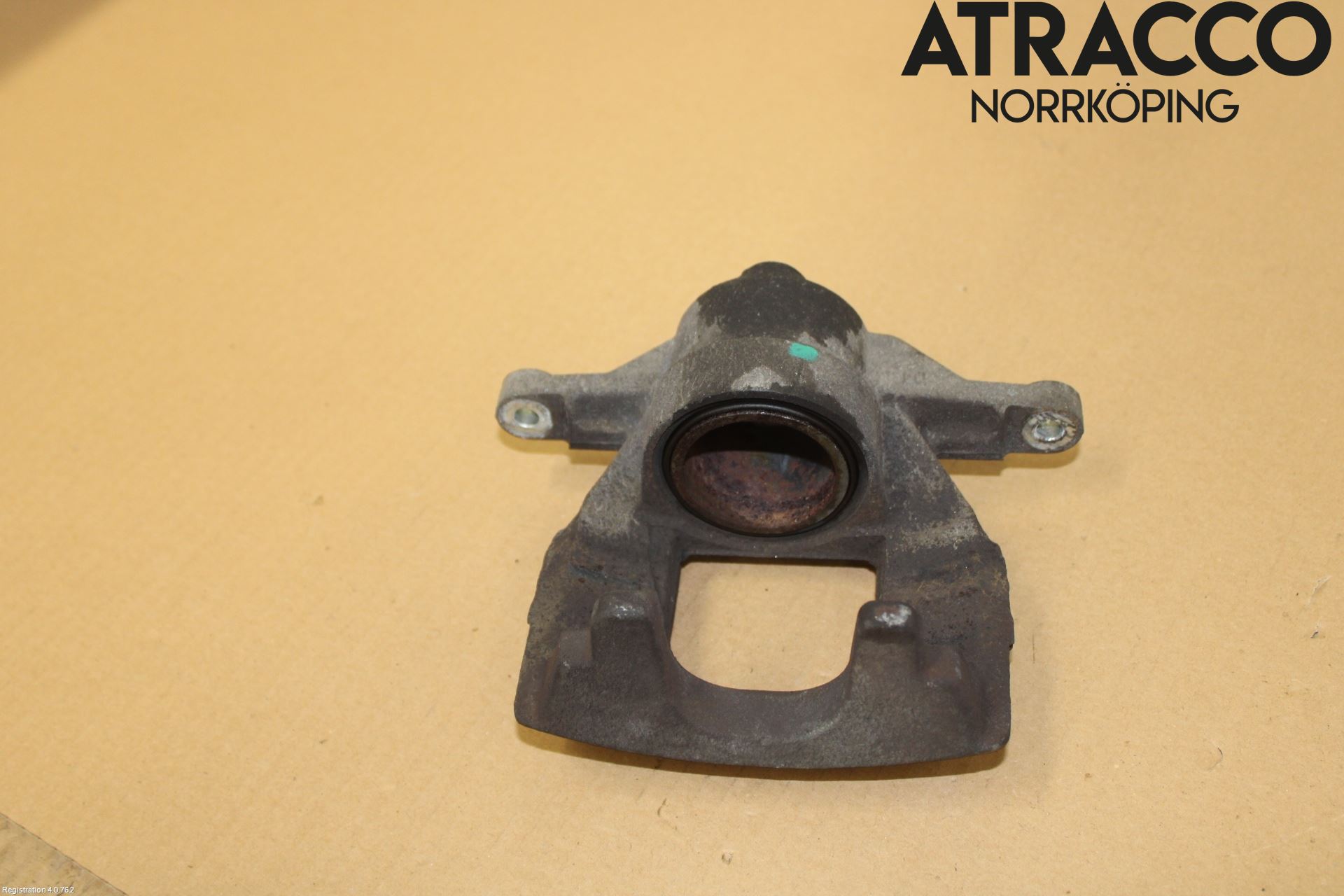 Toyota AVENSIS 16-18 Bromsok Fram Höger