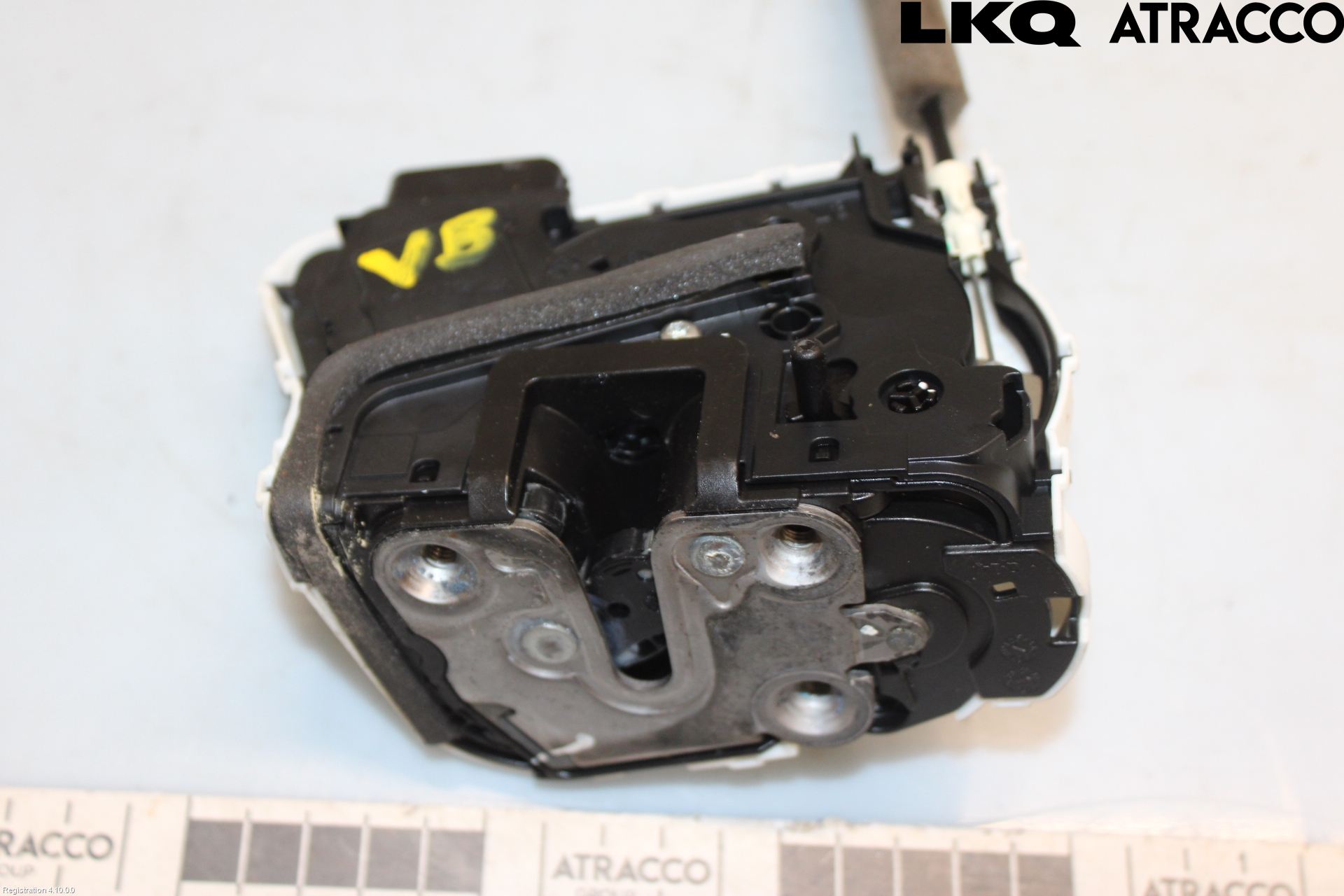 MG 4 23- Låskista-Dörrlås