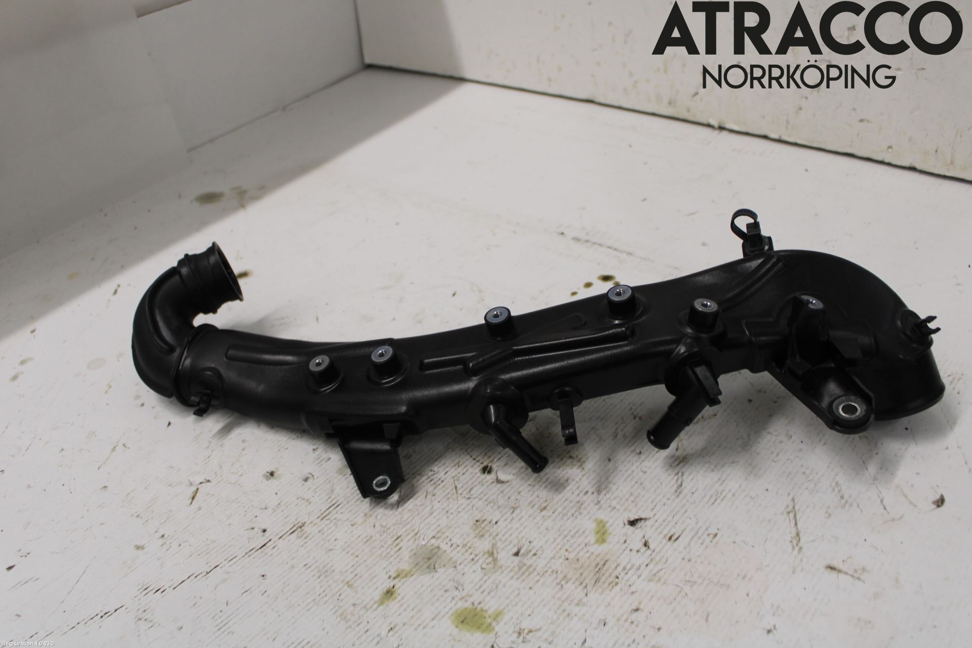 Toyota AURIS 13-19 Laddluft-Intercoolerrör