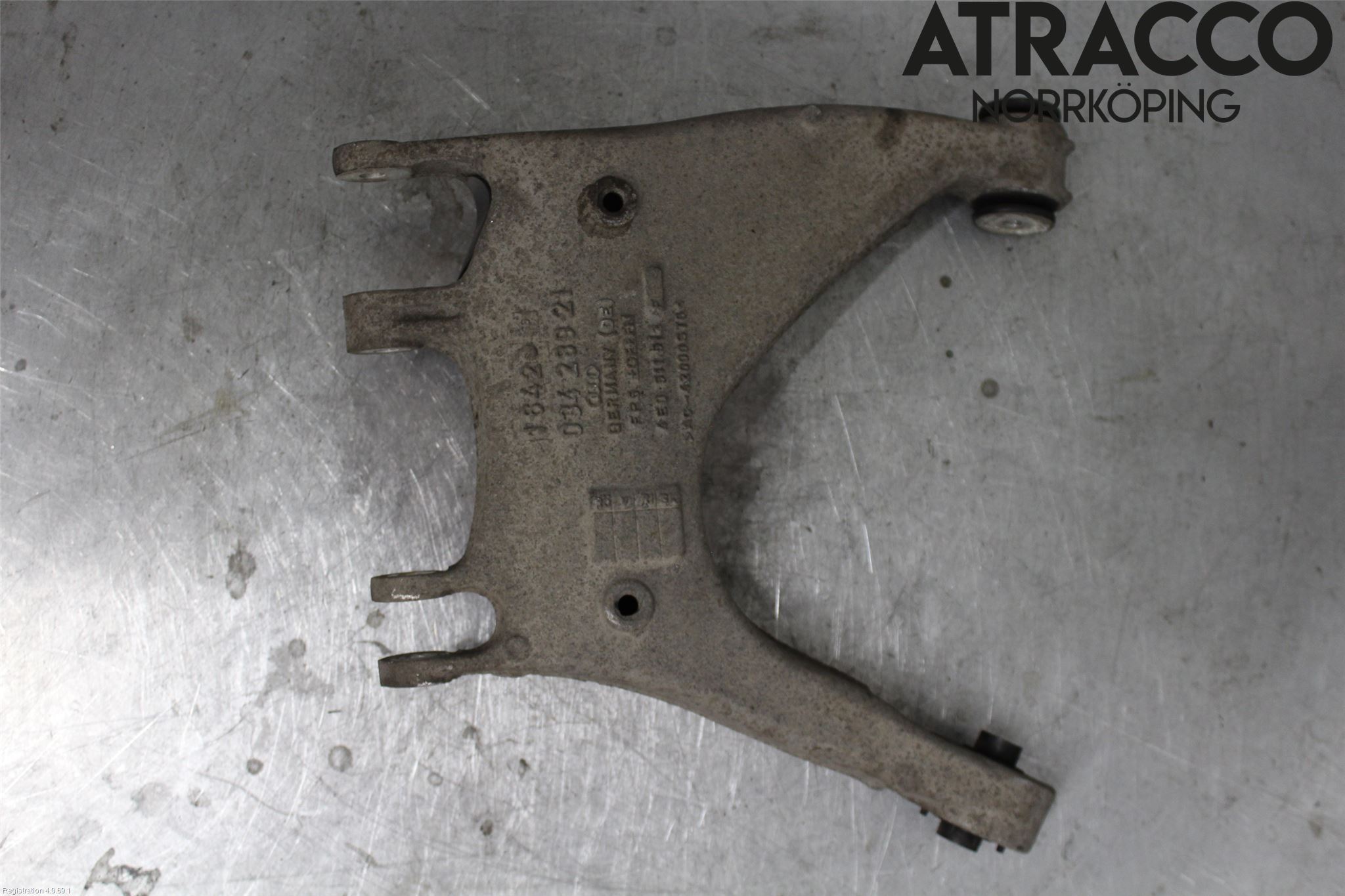 Audi A8/S8 4E  02-09 Bärarm Bak Höger